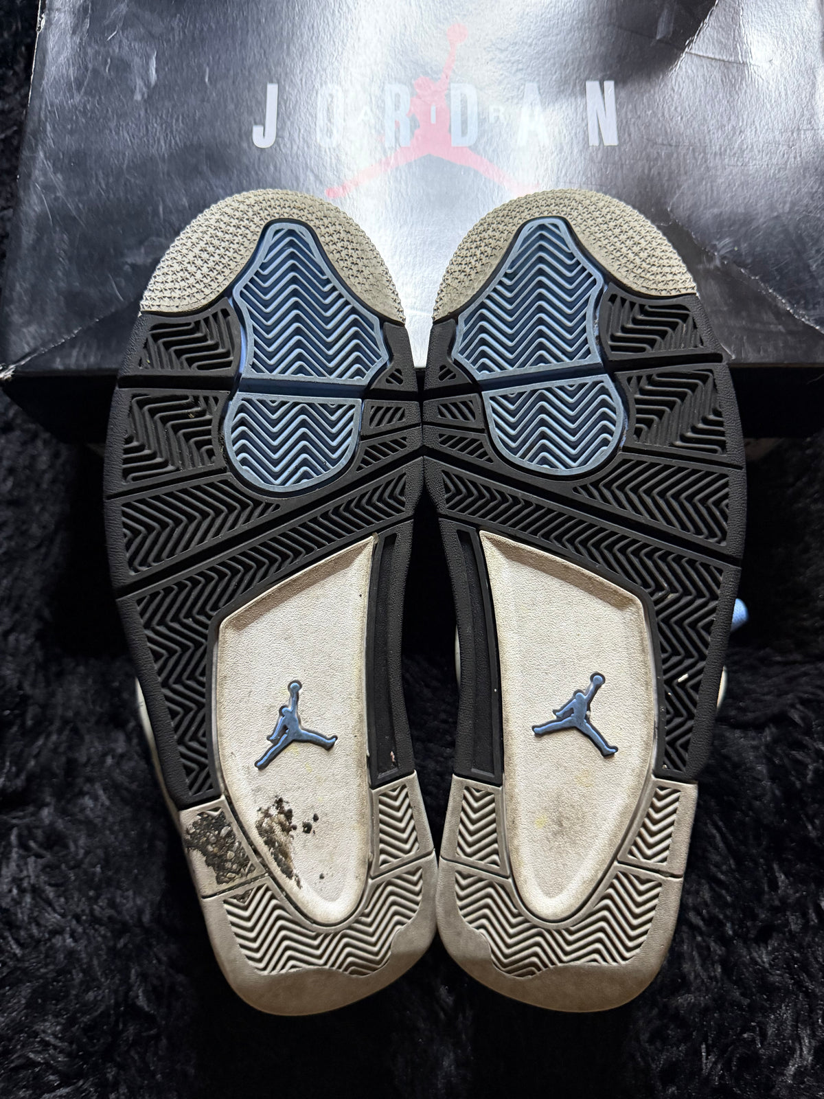 Jordan 4 “UNC” Pre-Owned