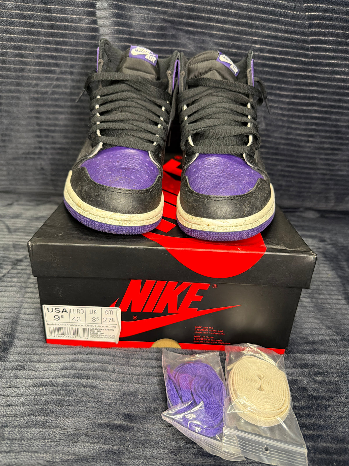 Jordan 1 Retro High
Court Purple
