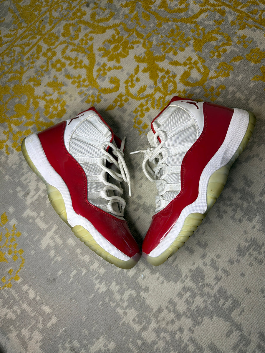 Jordan 11 Cherry
