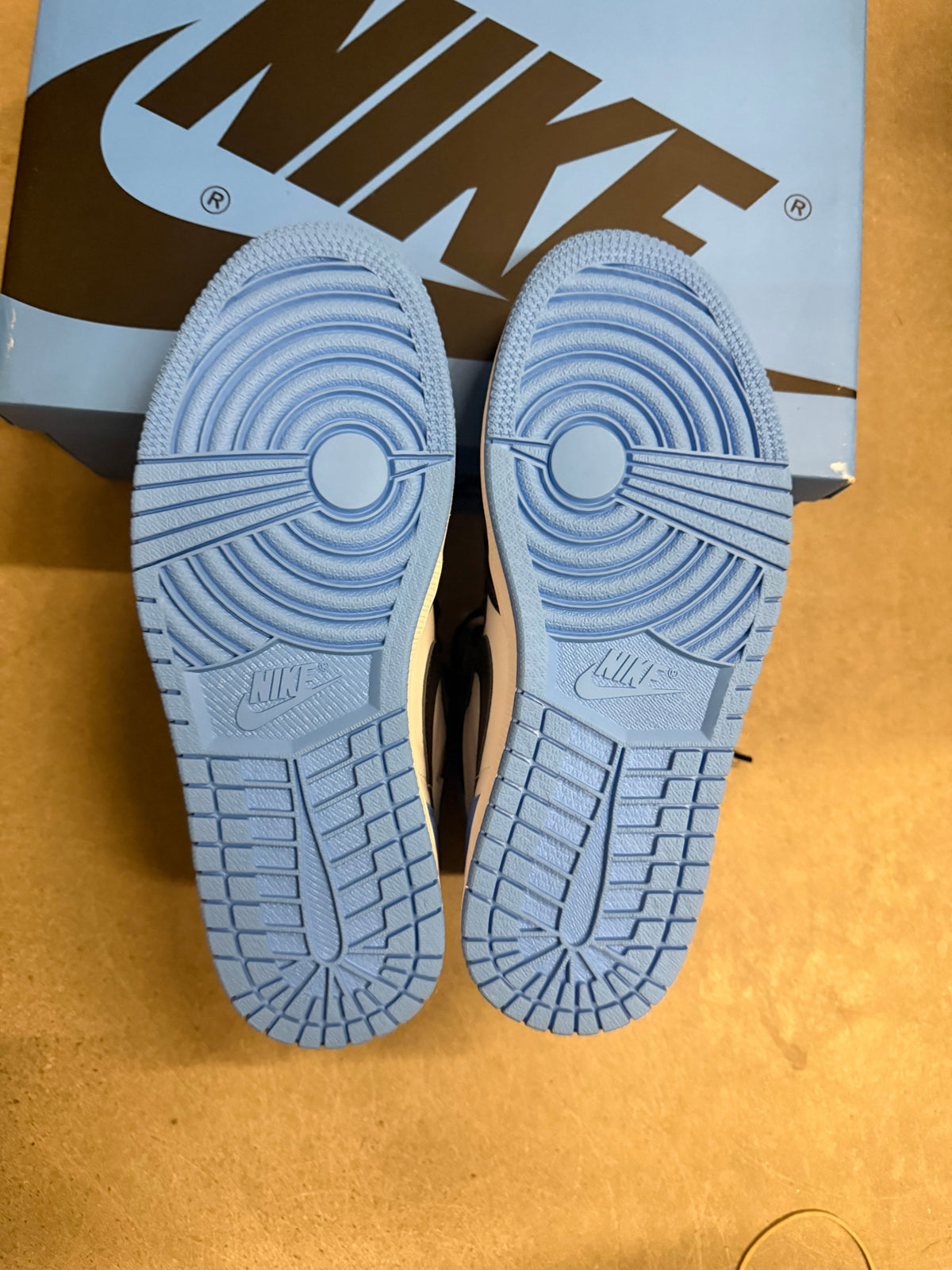 Jordan 1 high Unc Toe Brand new