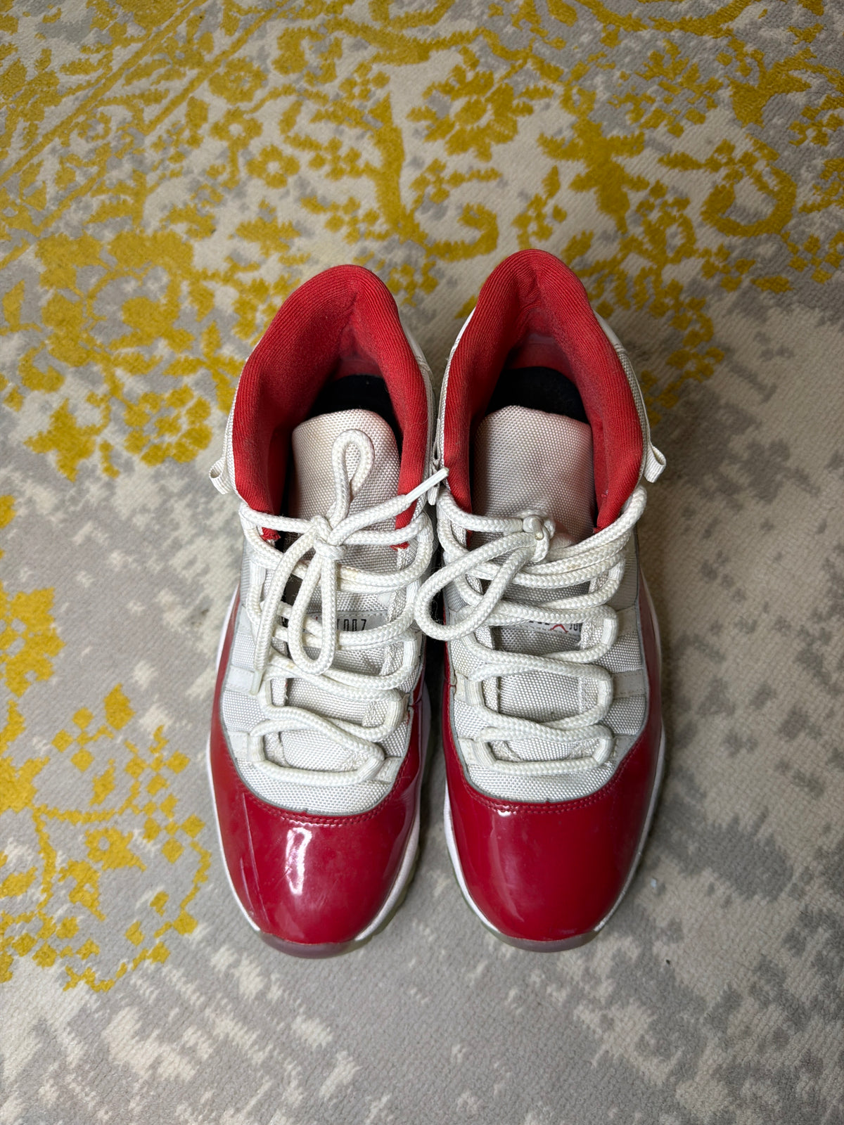 Jordan 11 Cherry