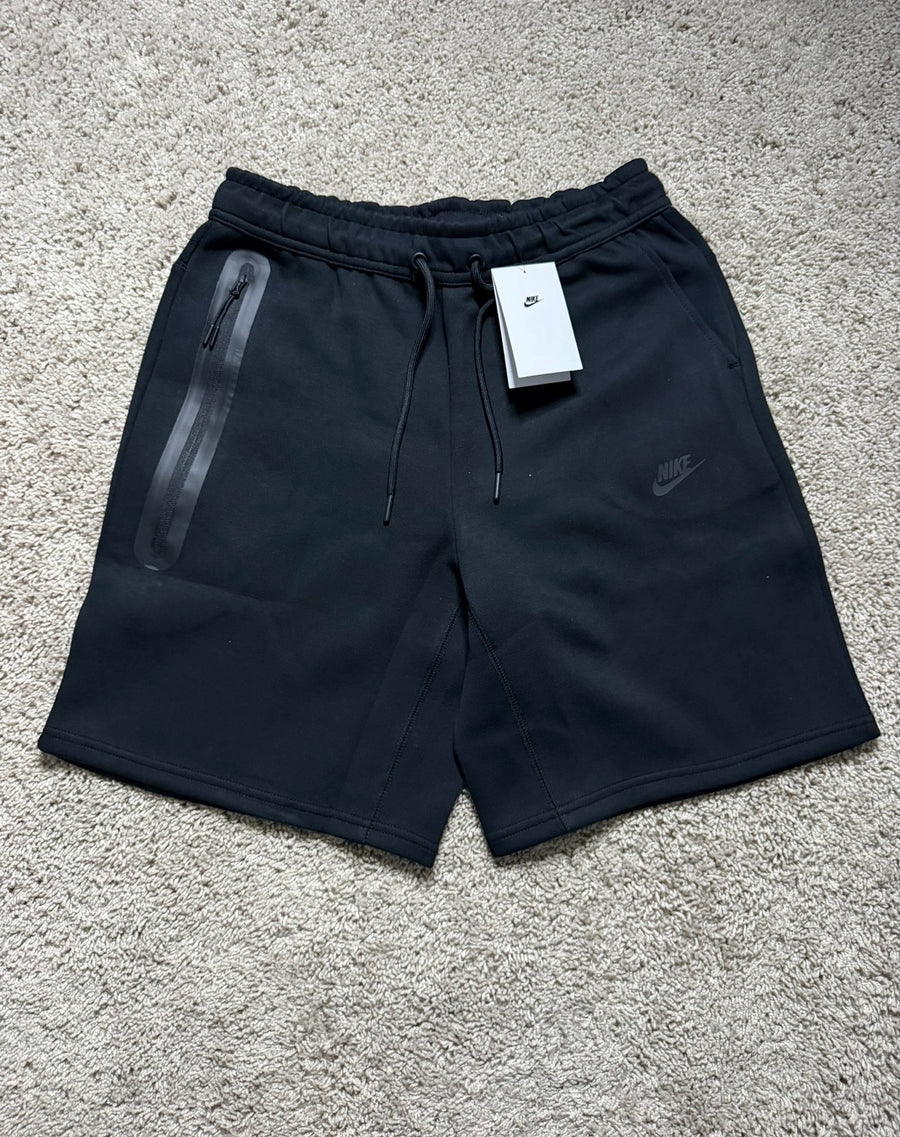 Nike Tech Black shorts