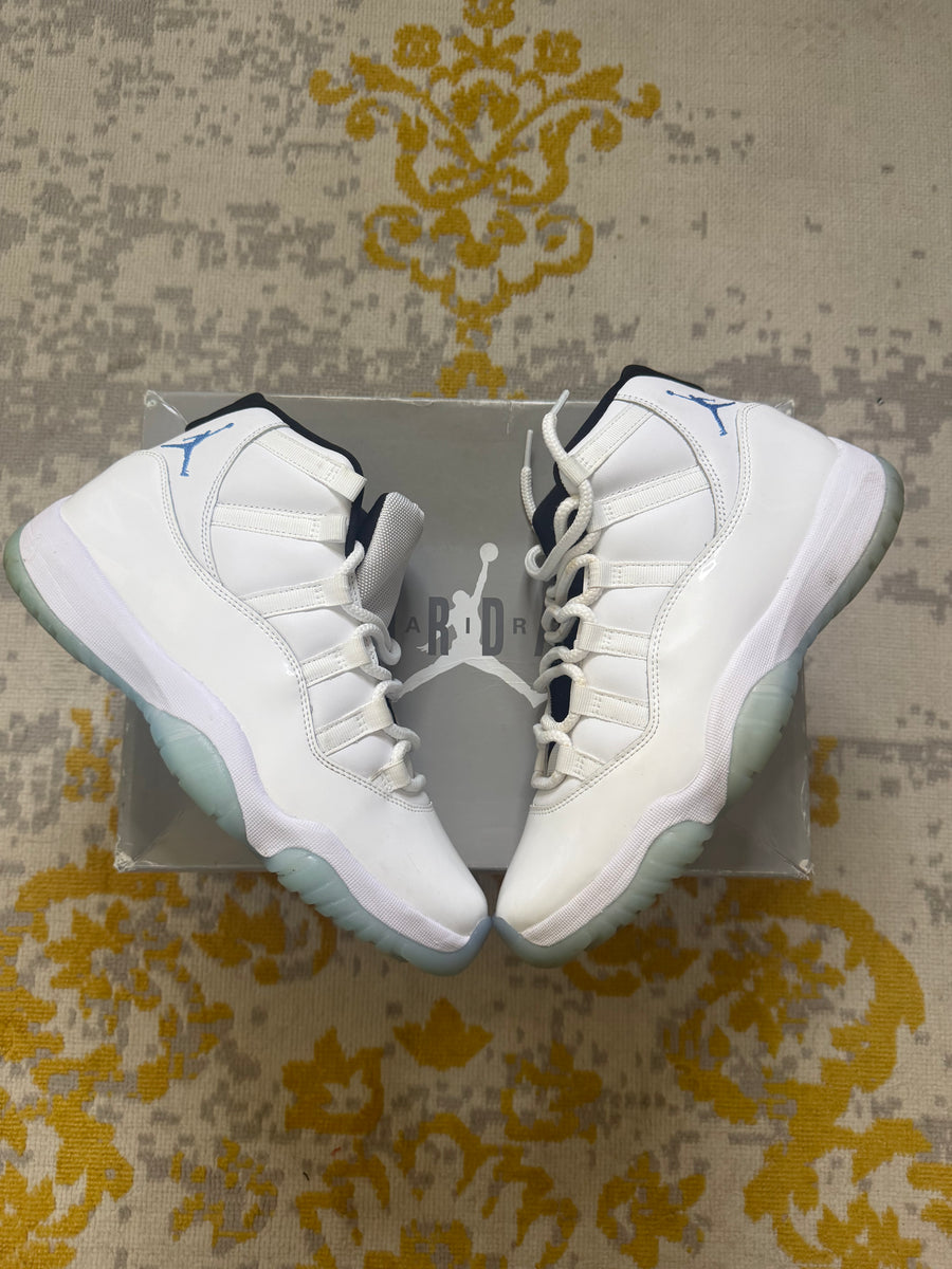 Jordan 11 Legend Blue Pre-Owned