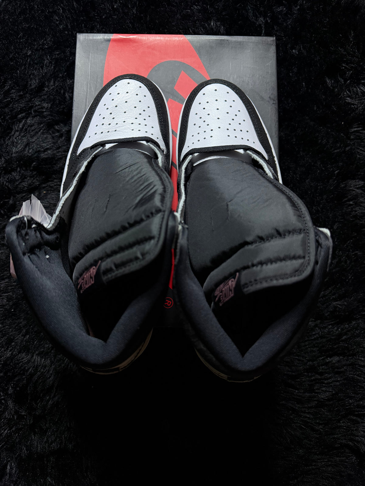 Jordan 1 High “Bleached Coral” Brand New