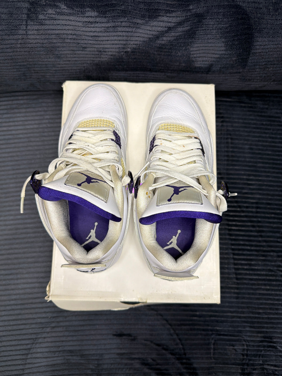 Jordan 4 Retro
Metallic Purple VNDS