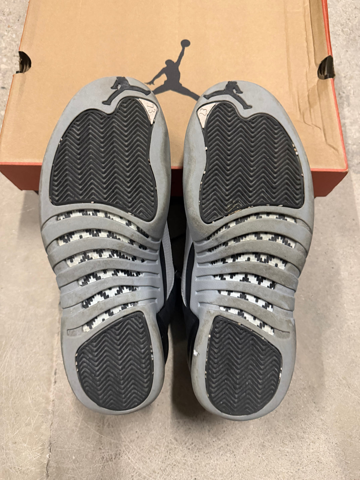 Jordan 12 Stealth Grey Pre-Owned