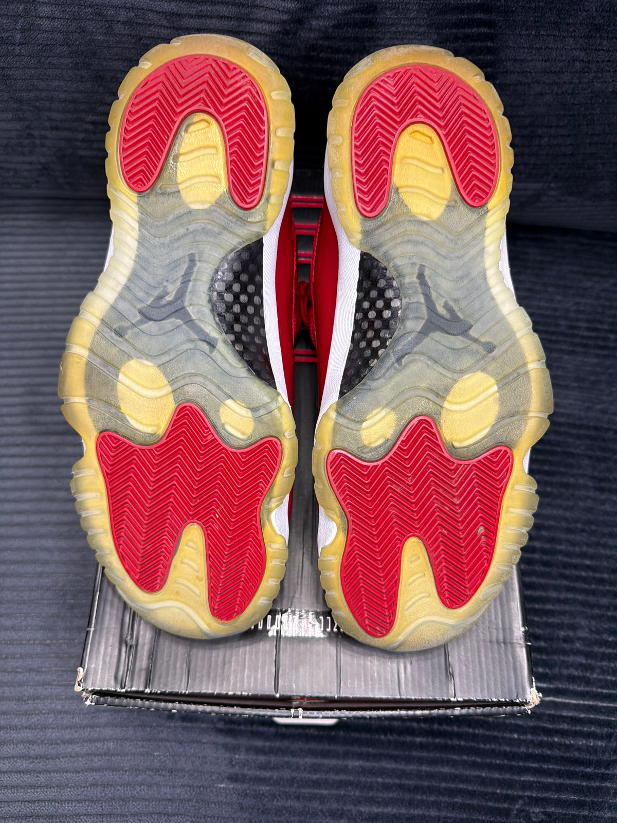 Jordan 11 Retro
Win Like 96