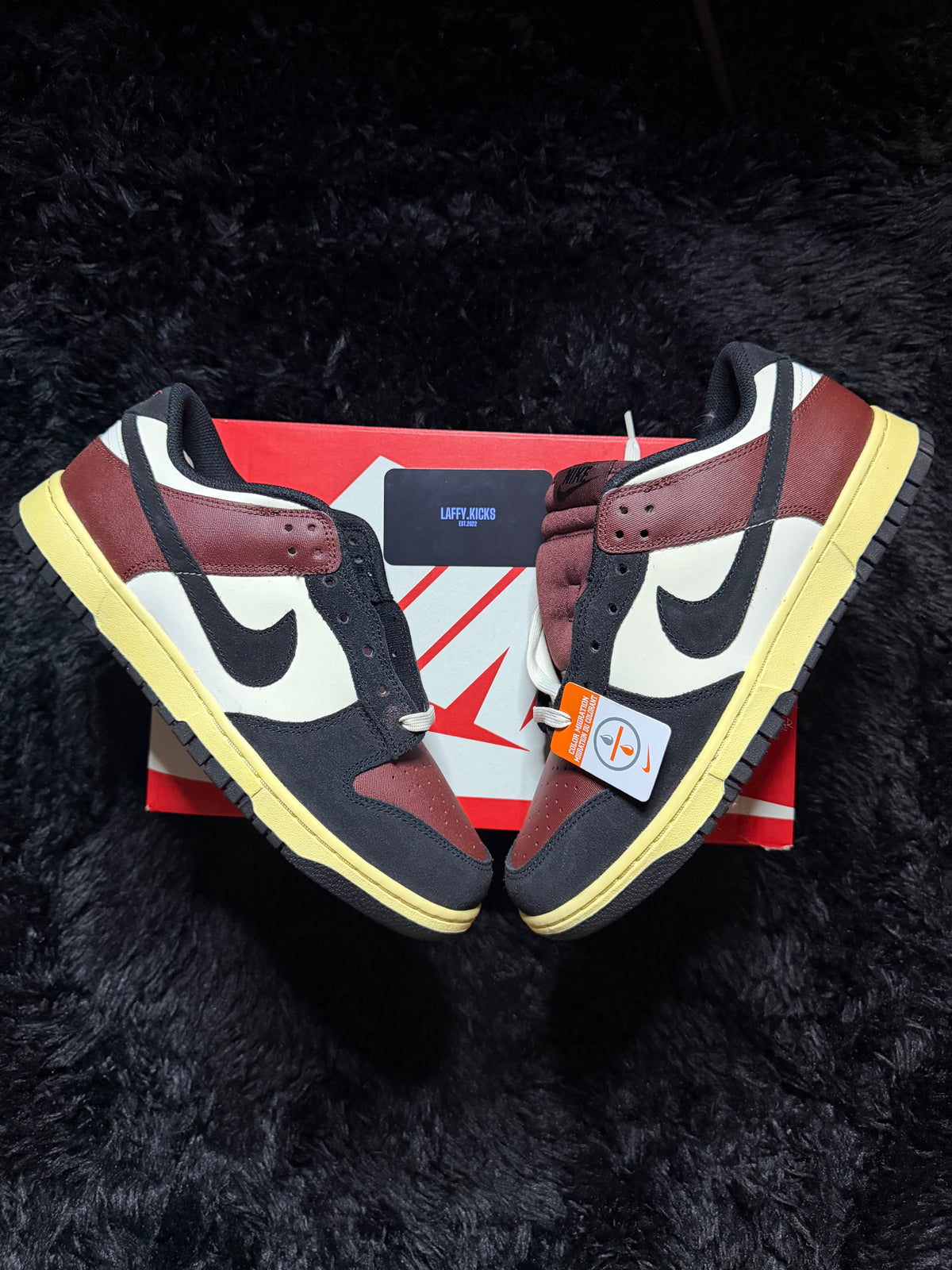Nike dunk low “Bronze Eclipse” brand new