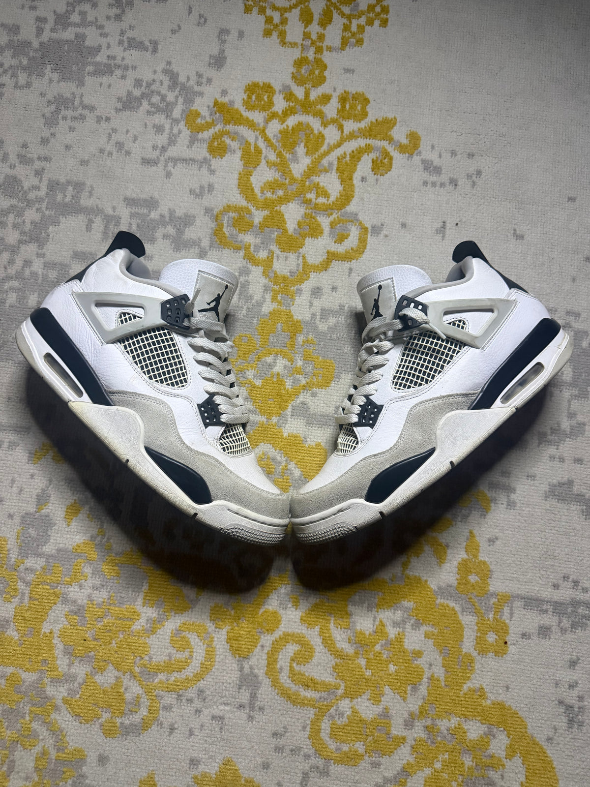 Jordan 4 military black Pre-Owned
