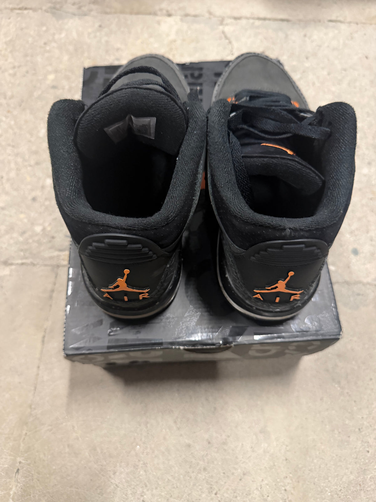 Jordan 3 fear Pre-Owned