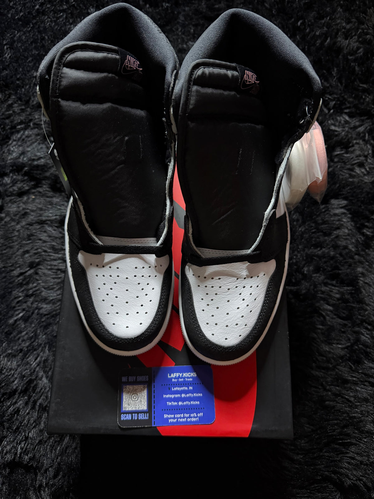 Jordan 1 High “Bleached Coral” Brand New