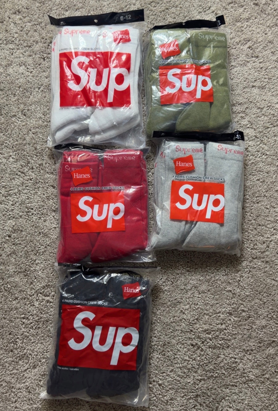 Supreme socks