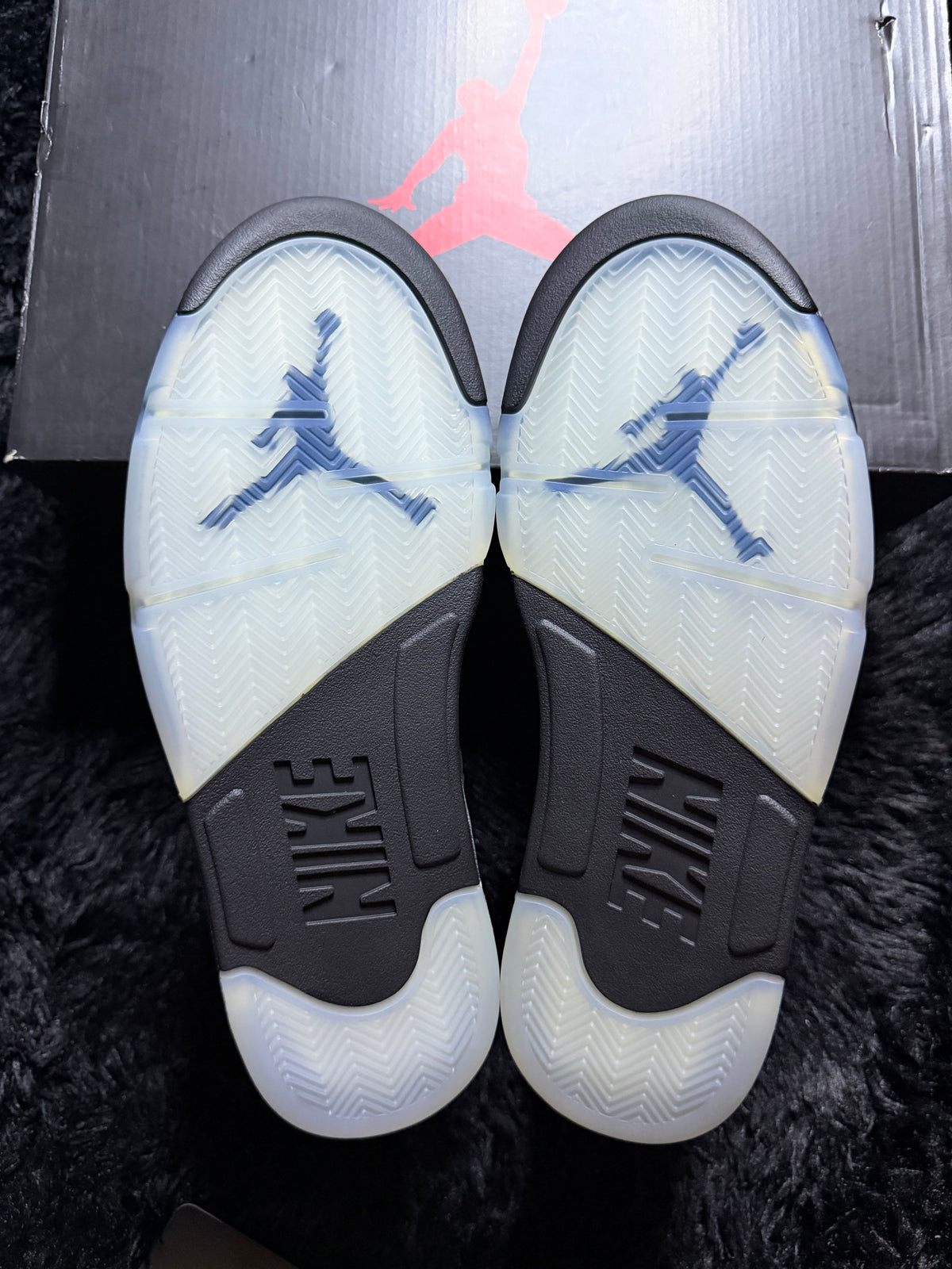 Jordan 5 “Black Metallic Reimagined” Brand New