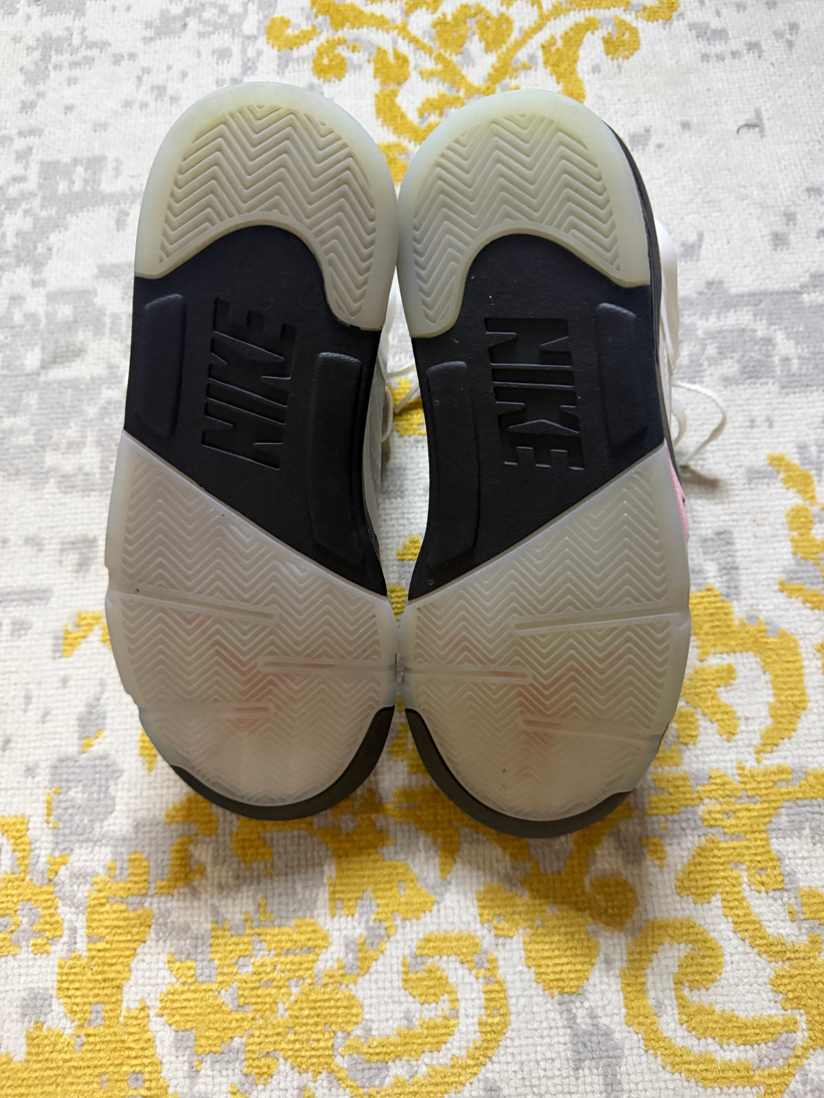 Jordan 5 soft pink Pre-Owned