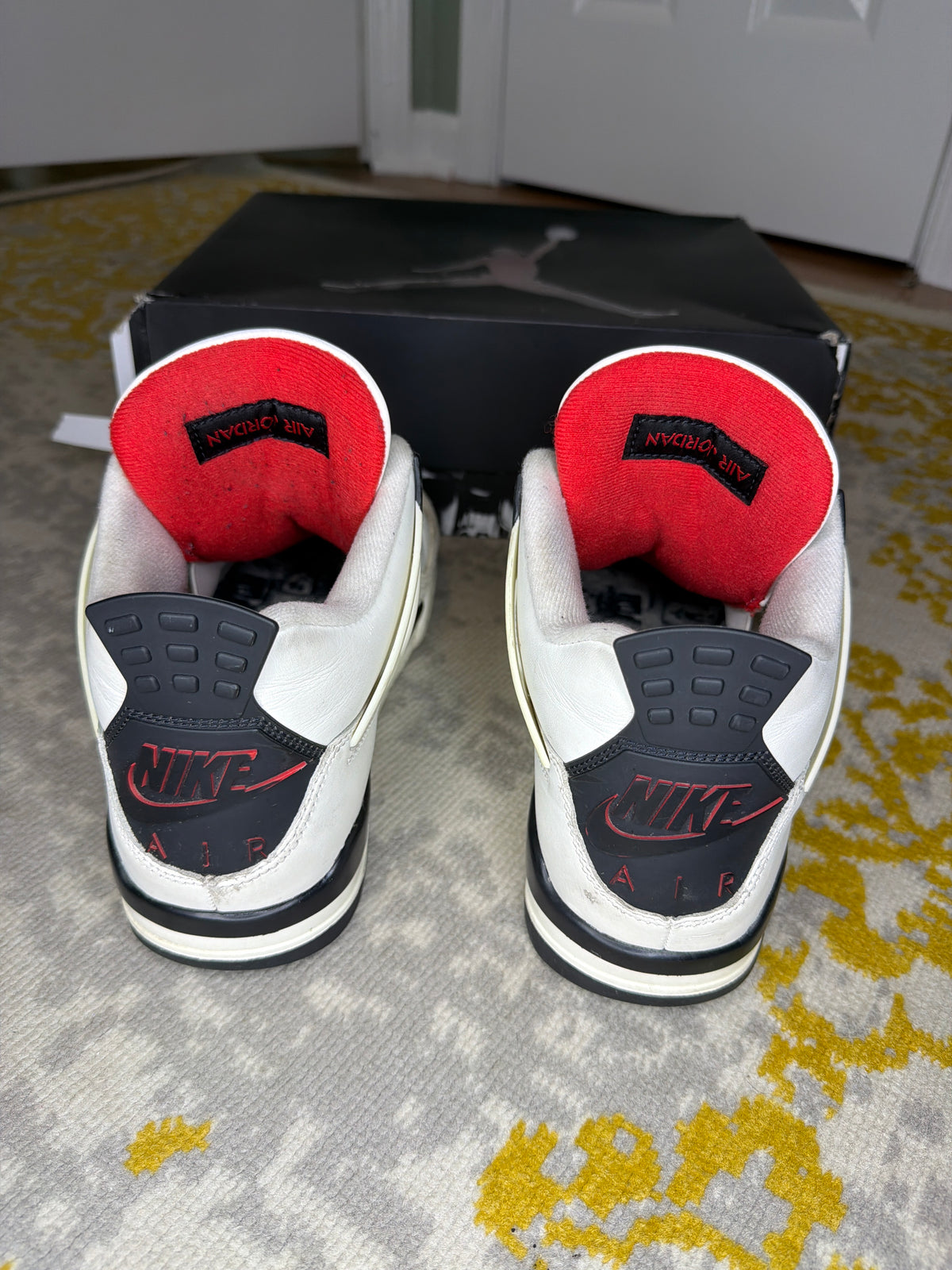 Jordan 4 Retro OG Flight Club