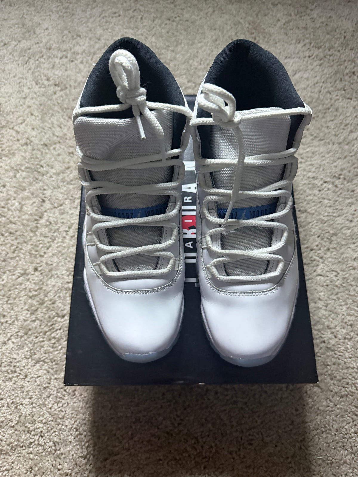 Jordan 11 Legend Blue Pre-Owned