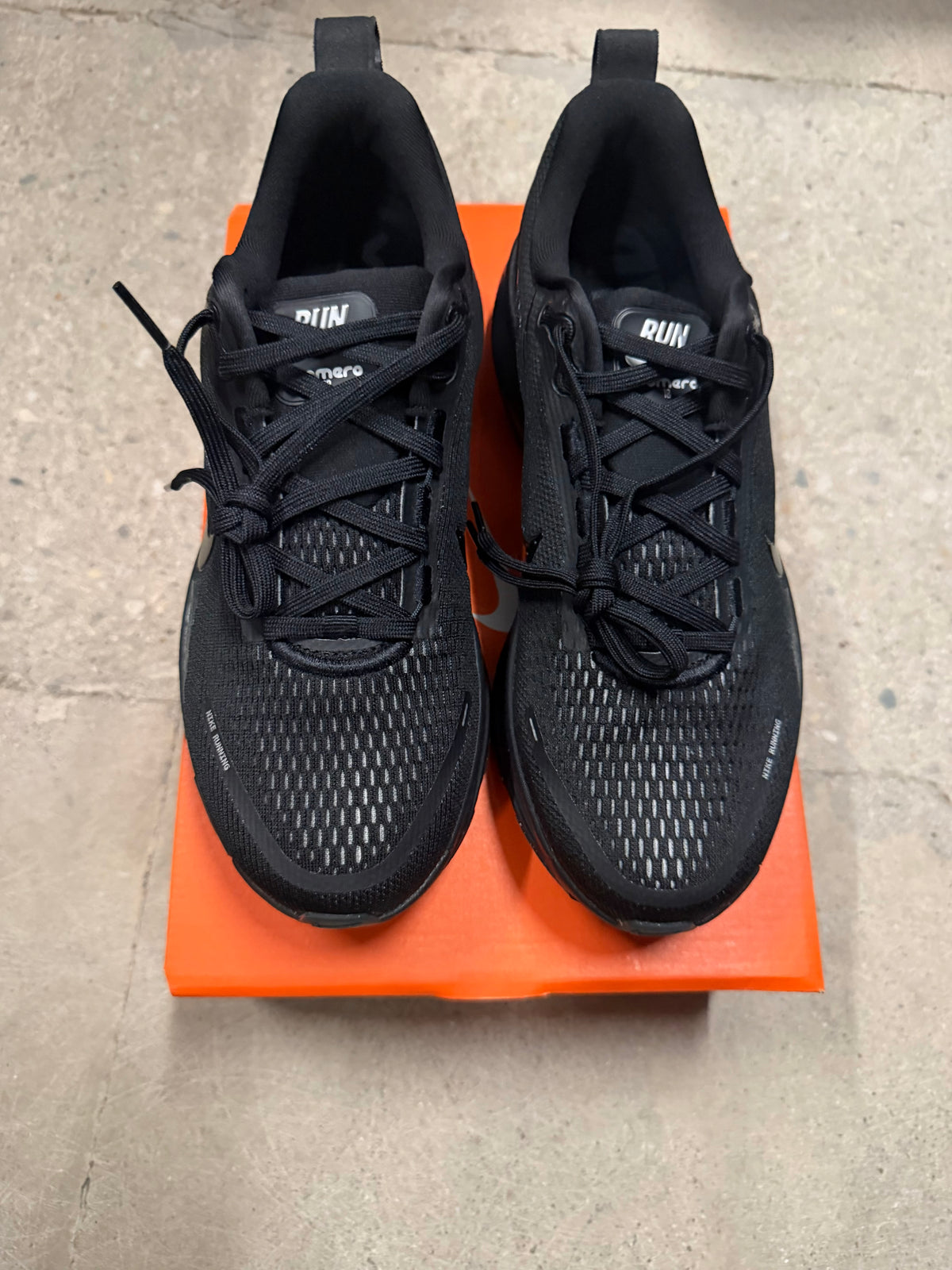 Nike Vomero 18 Black Brand new