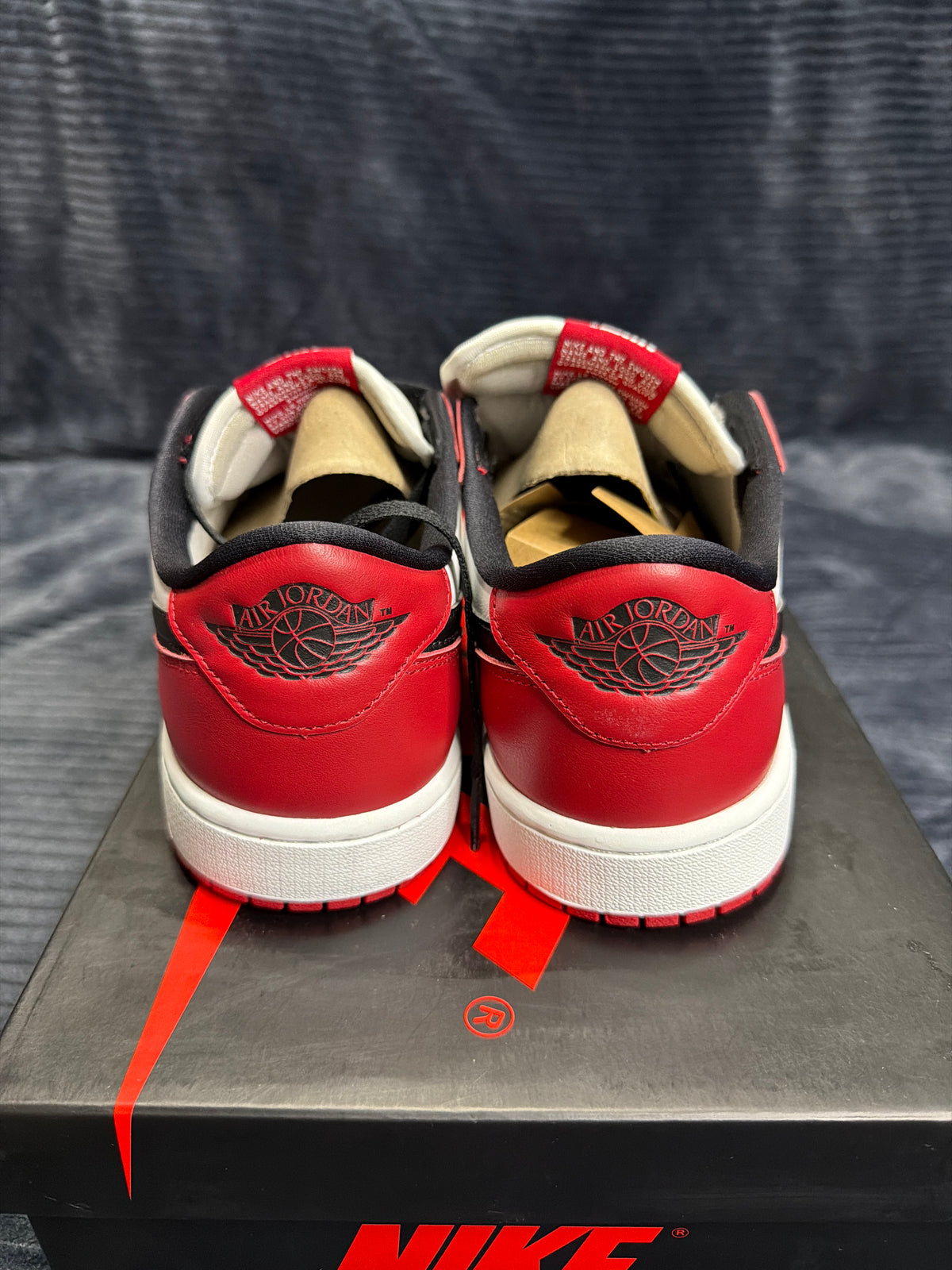 Jordan 1 Retro Low OG
Chicago (2025) brand new