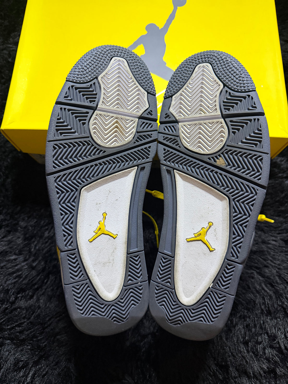 Jordan 4 “Lightning” Worn 1x