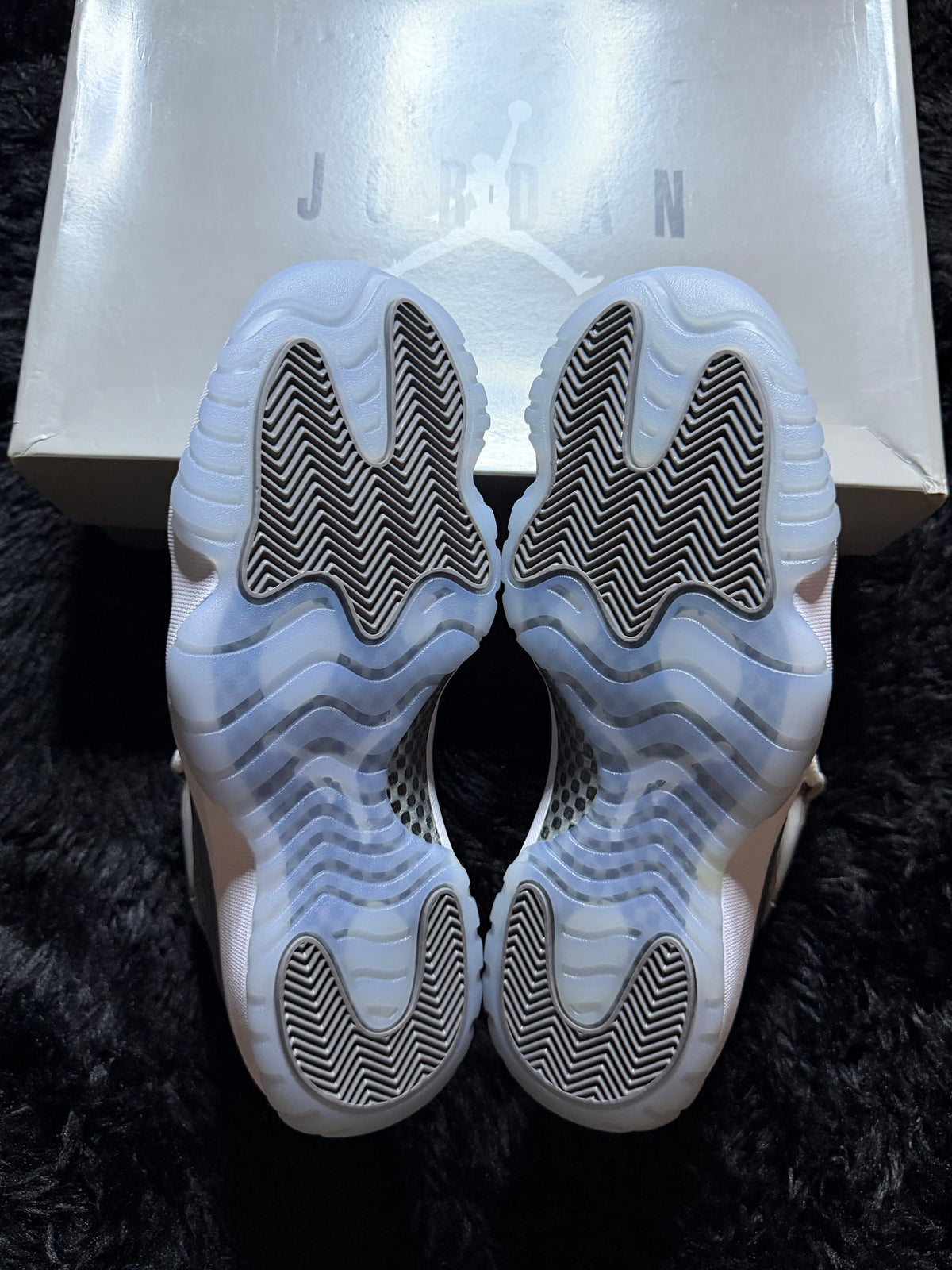 Jordan 11 cool grey brand new