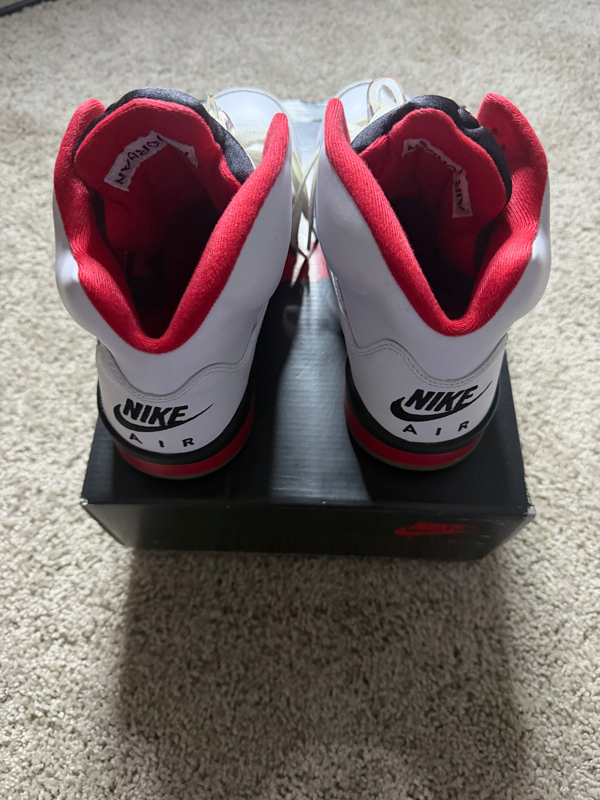 Jordan 5 Fire Red Pre-Owned