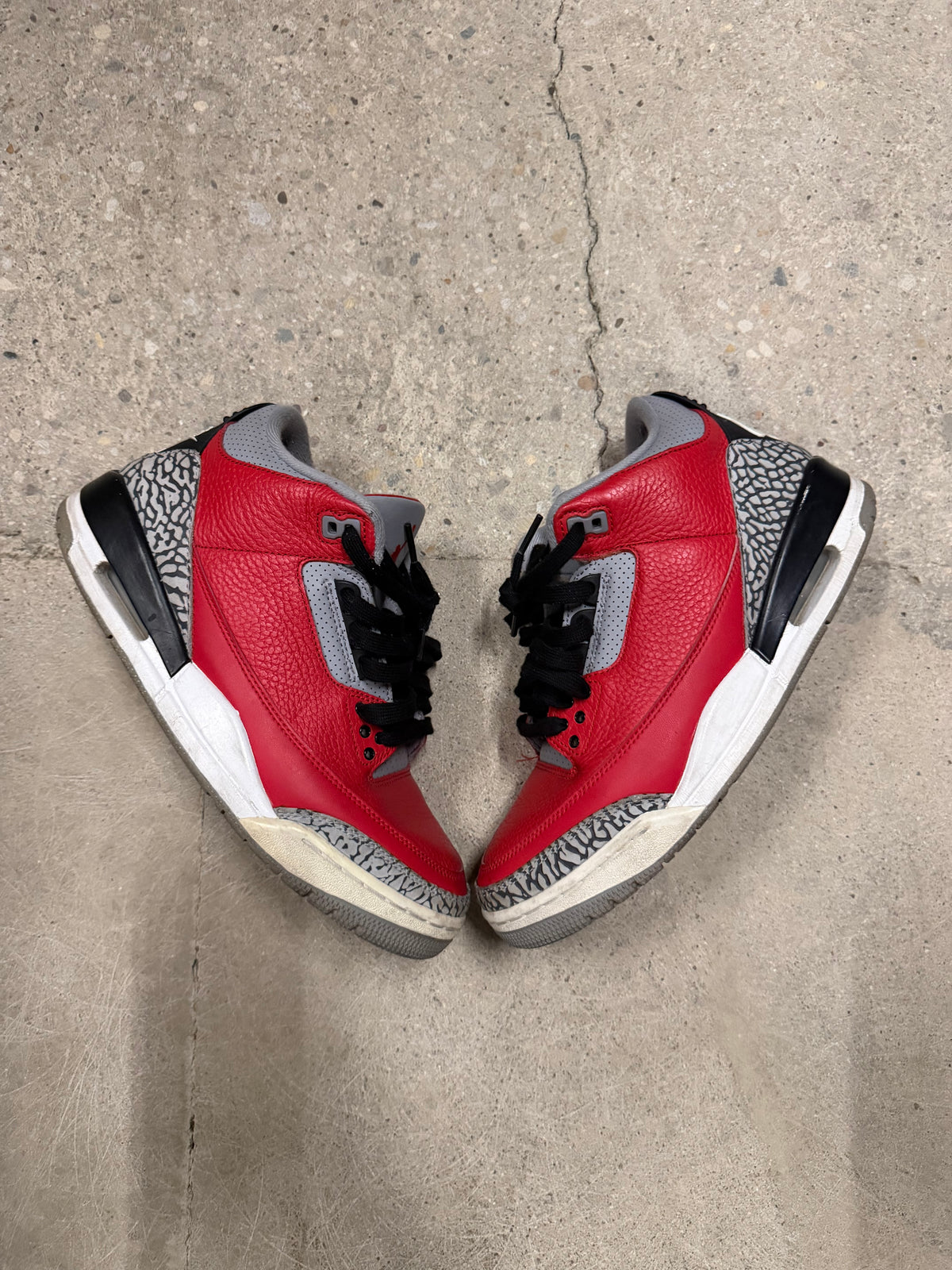 Jordan 3 Unite Pre-Owned