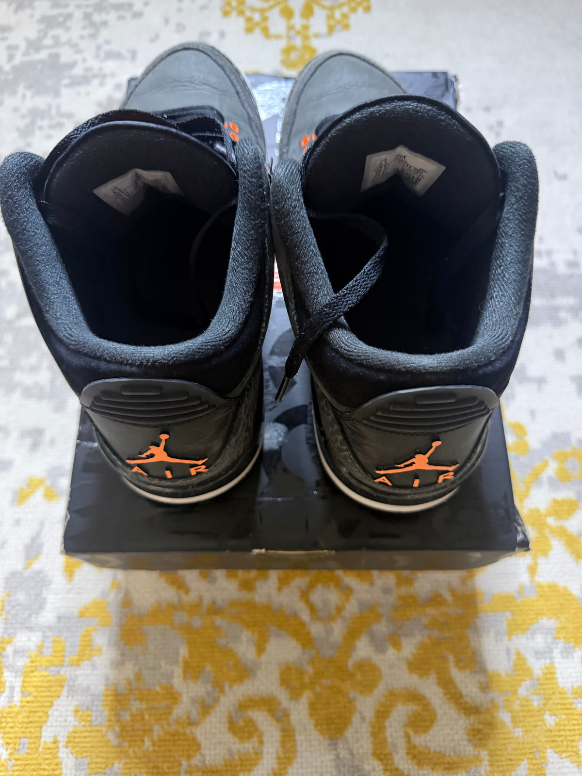 Jordan 3 Fear Pre-Owned
