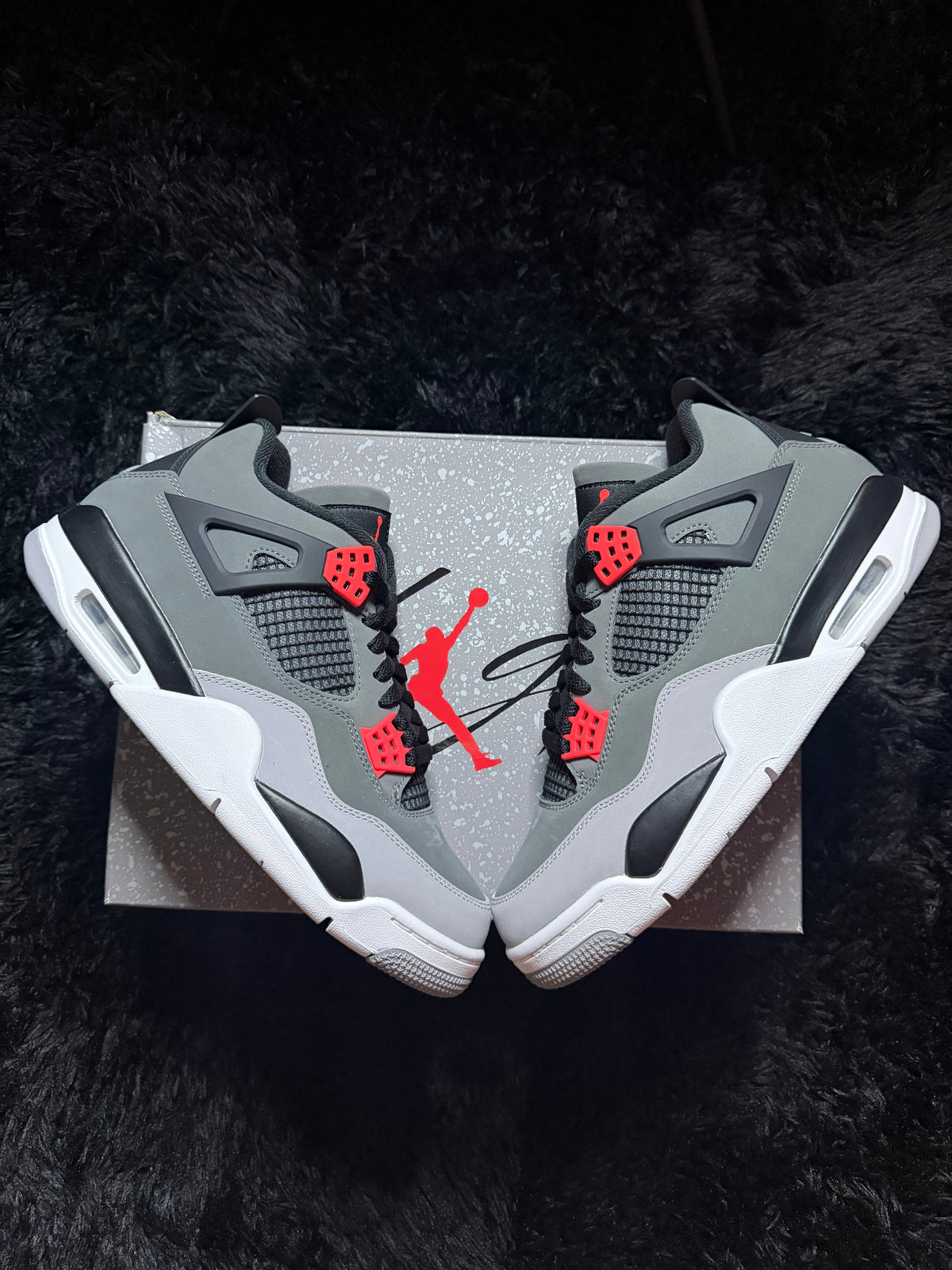 Jordan 4 “infrared” Brand new