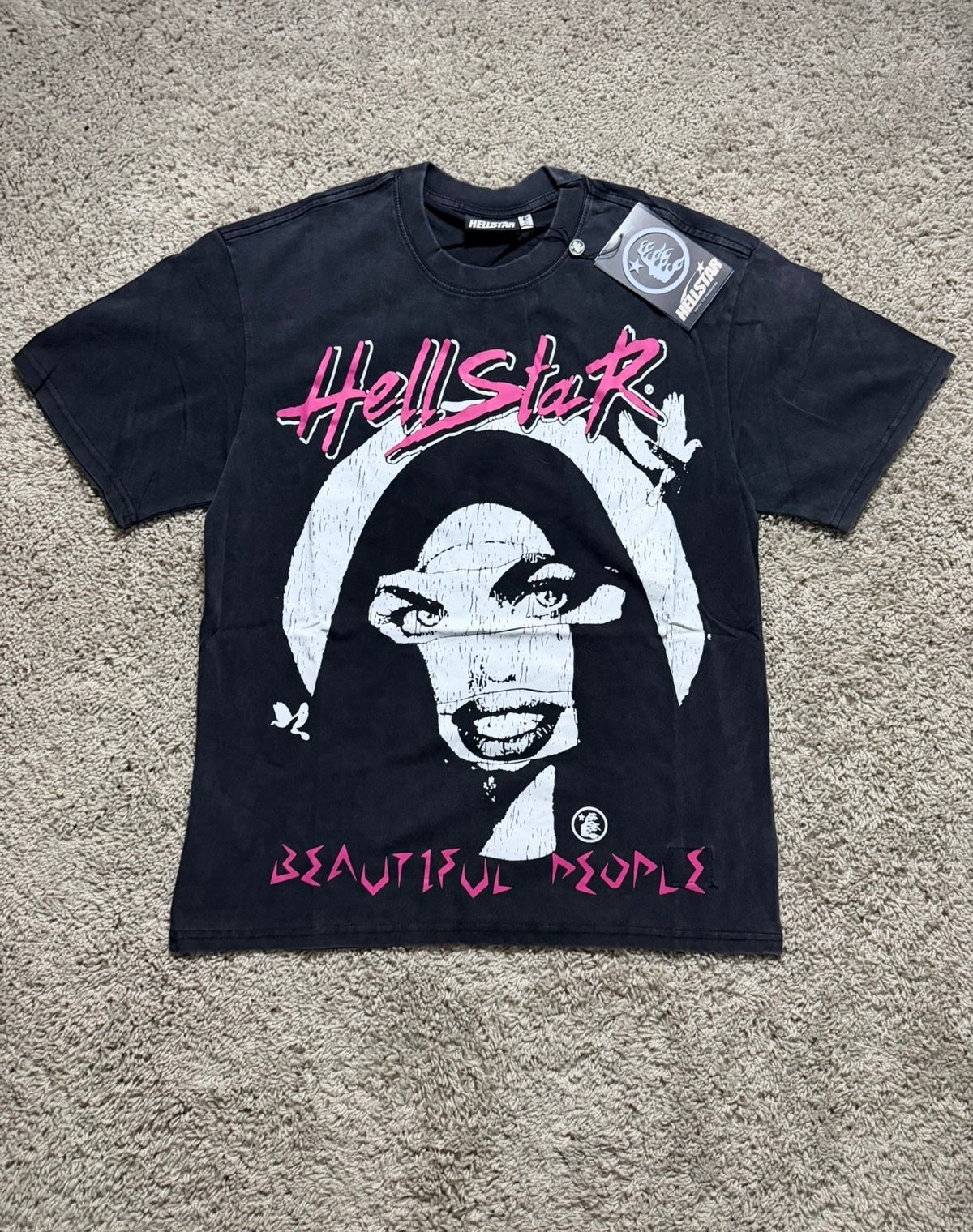 Hellstar “Beautiful People” black tee