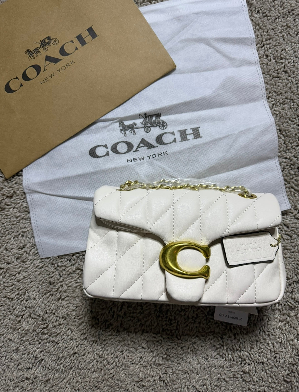 Coach White Quilted bag