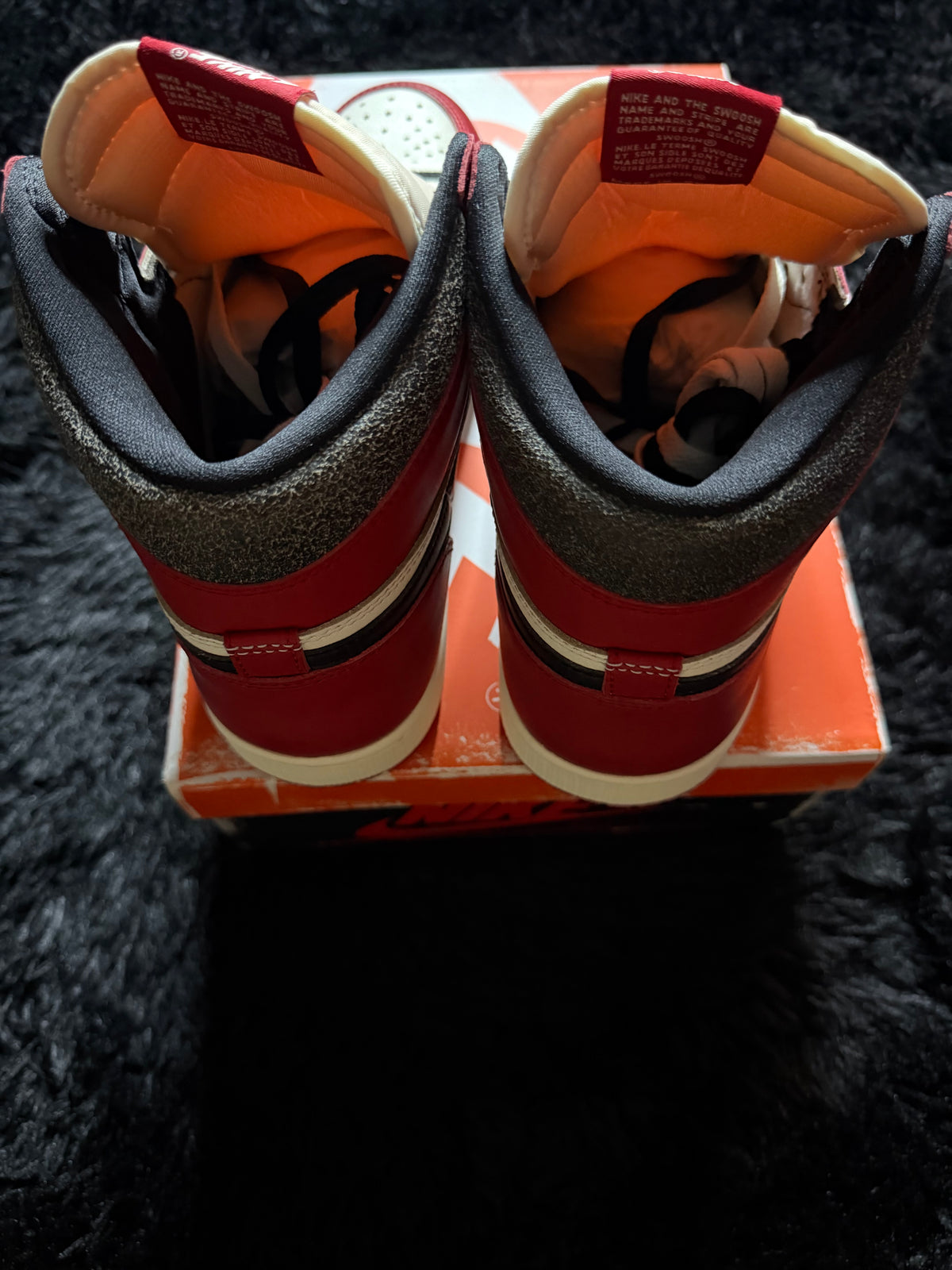 Jordan 1 High “Lost and Found” Brand new