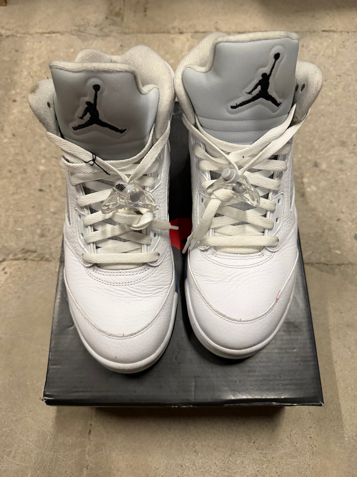 Jordan 5 White Metallic Pre-Owned