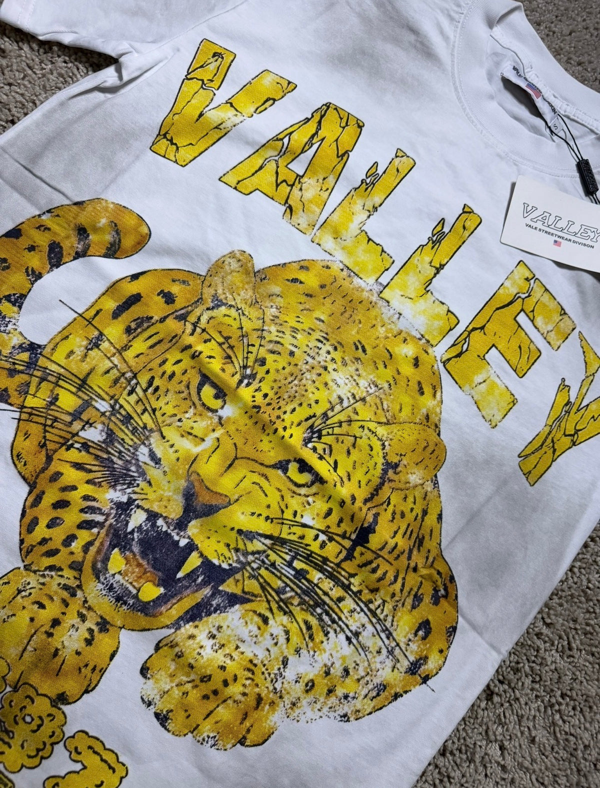 Valley Leopard White Tee