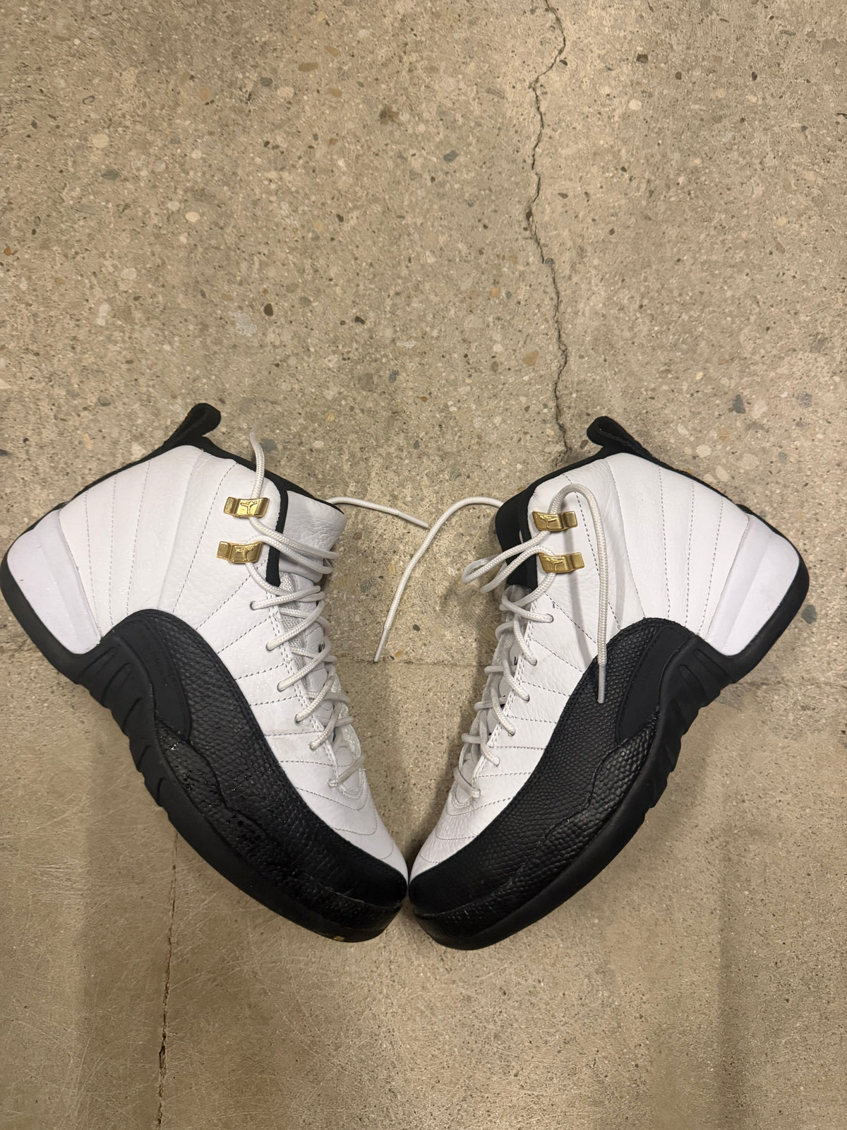 Jordan 12 Taxi Pre-Owned