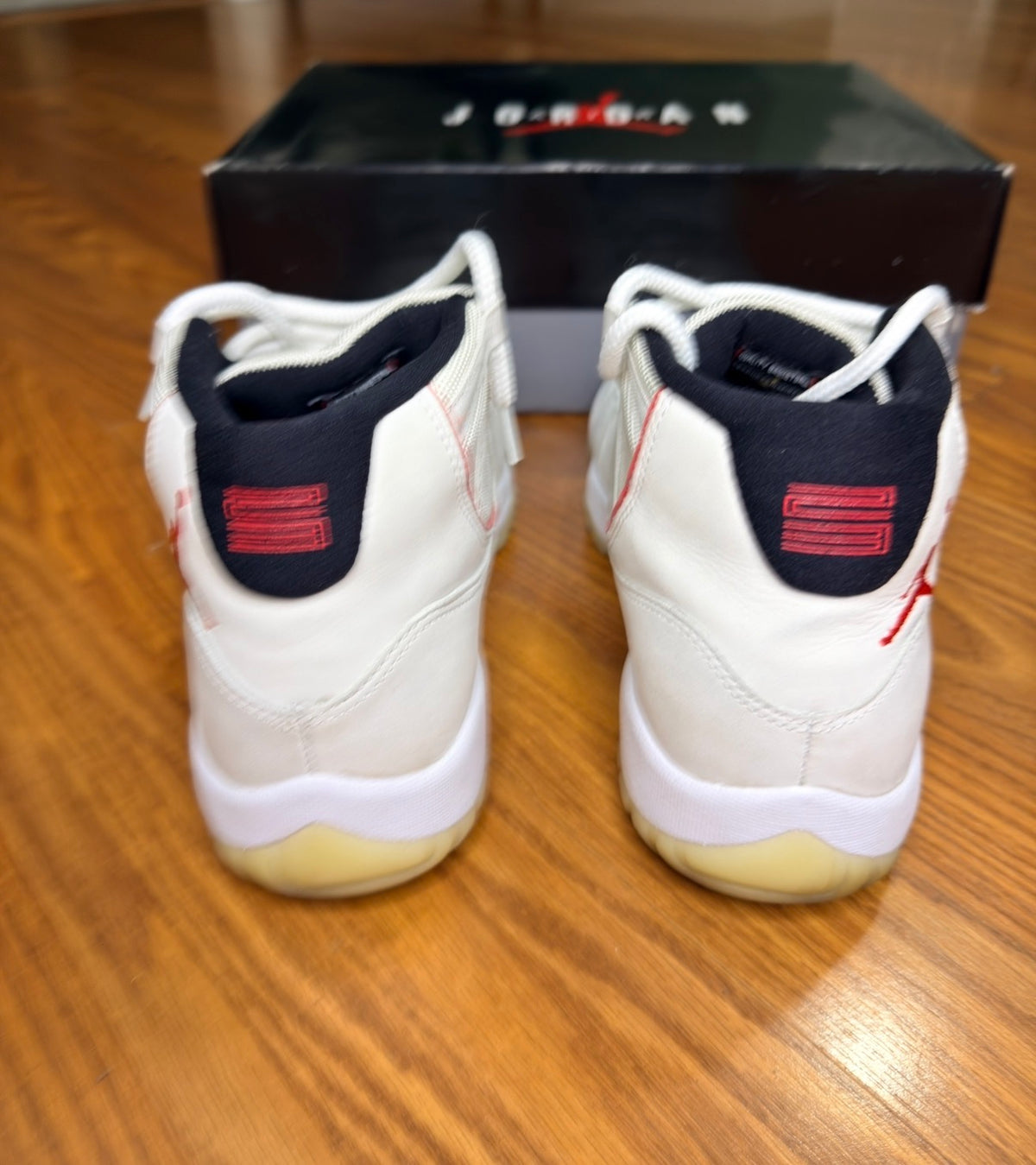 Jordan 11 Retro Platinum