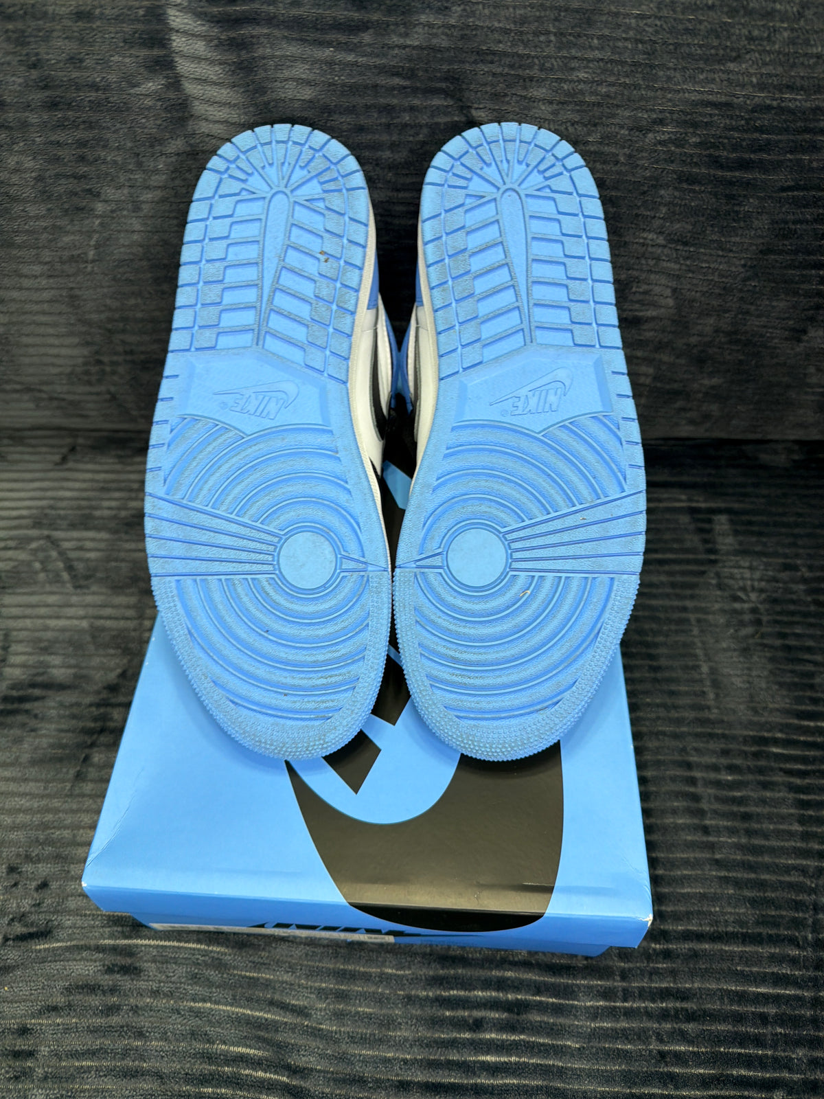 Jordan 1 Retro High OG
UNC Toe