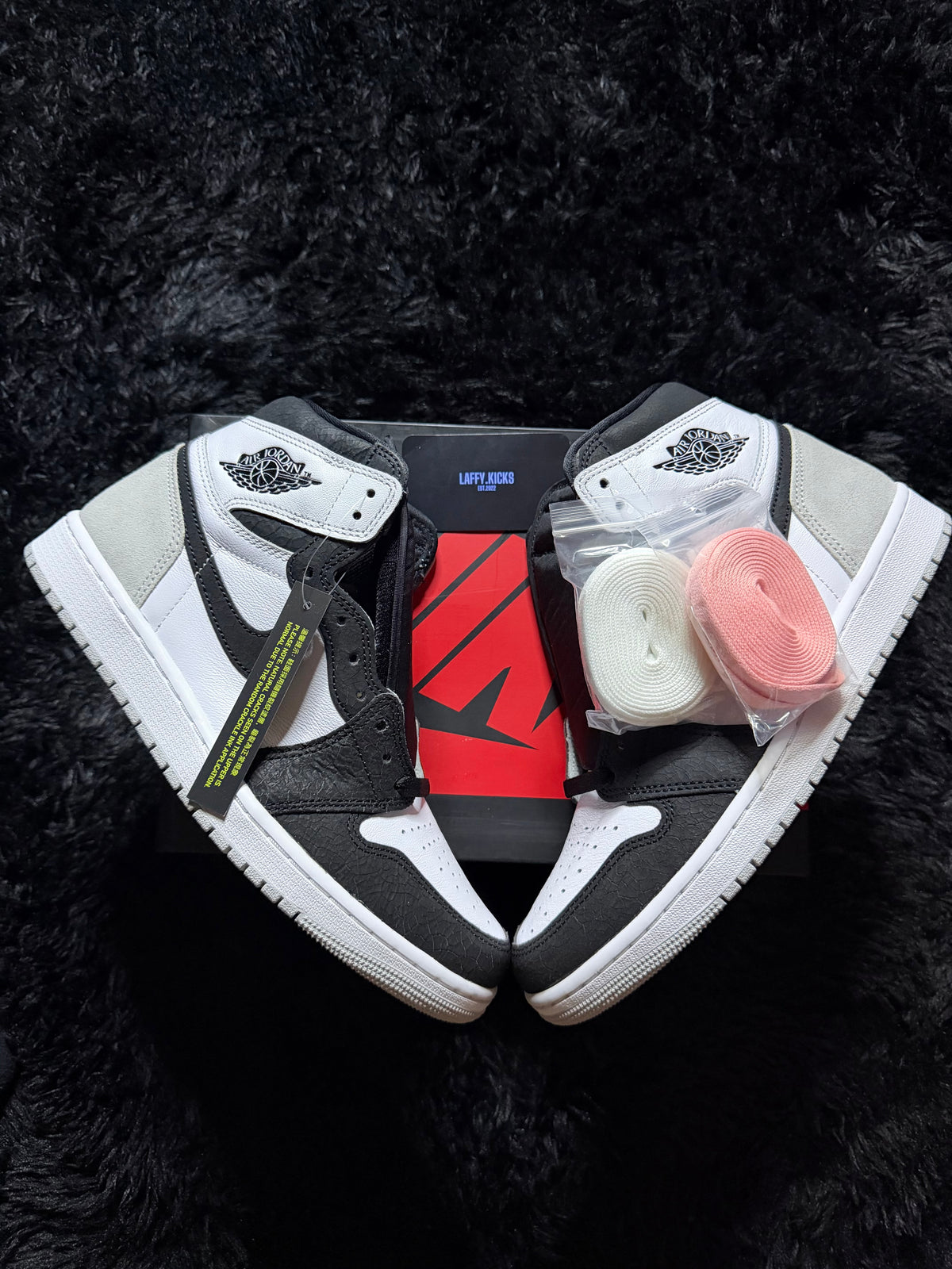 Jordan 1 High “Bleached Coral” Brand New
