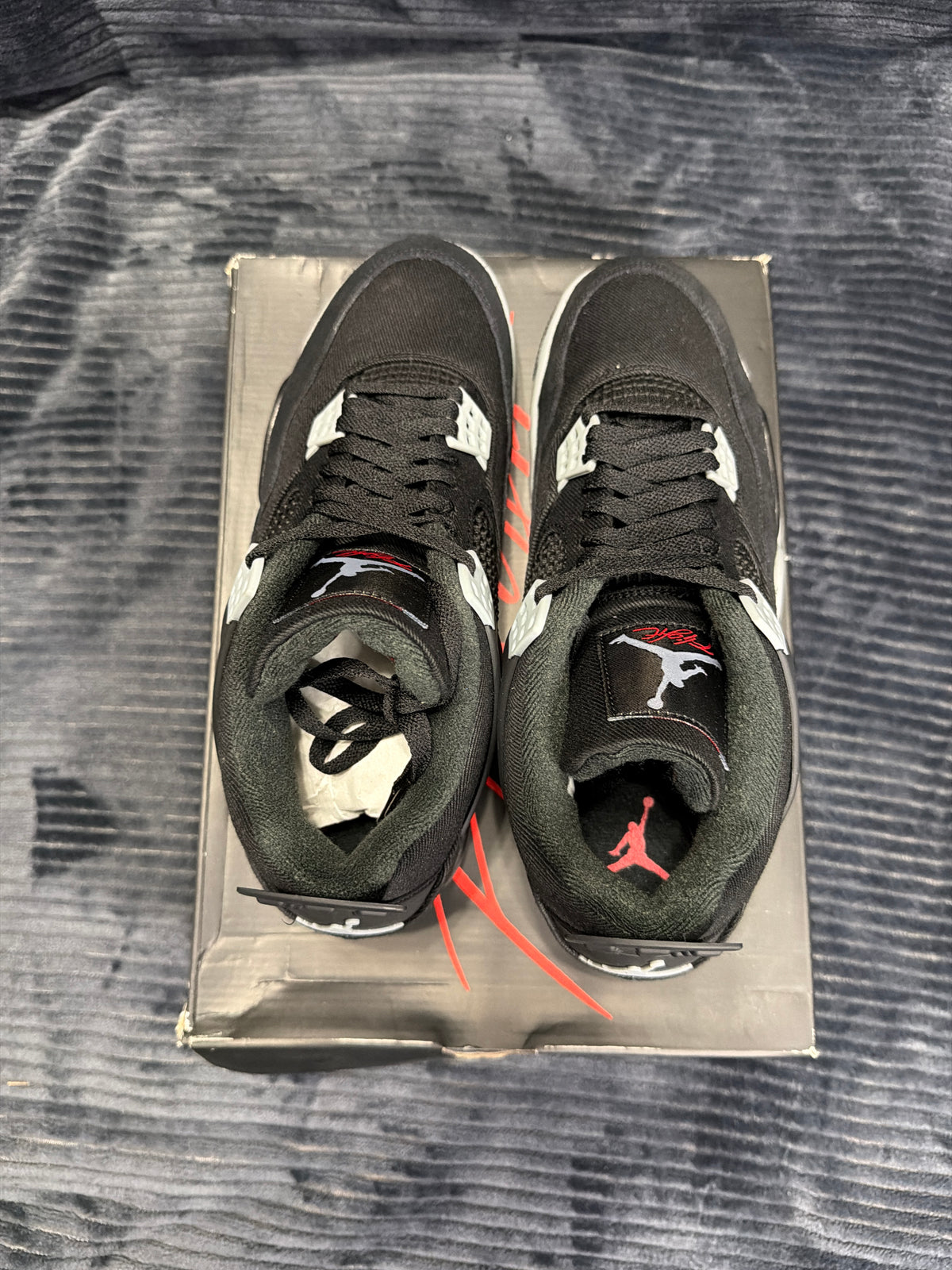 Jordan 4 Retro SE
Black Canvas brand new