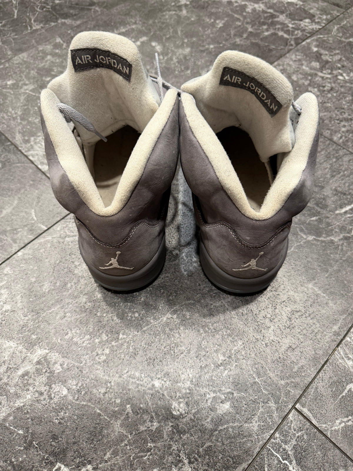 Jordan 5 Wolf Grey Pre-Owned