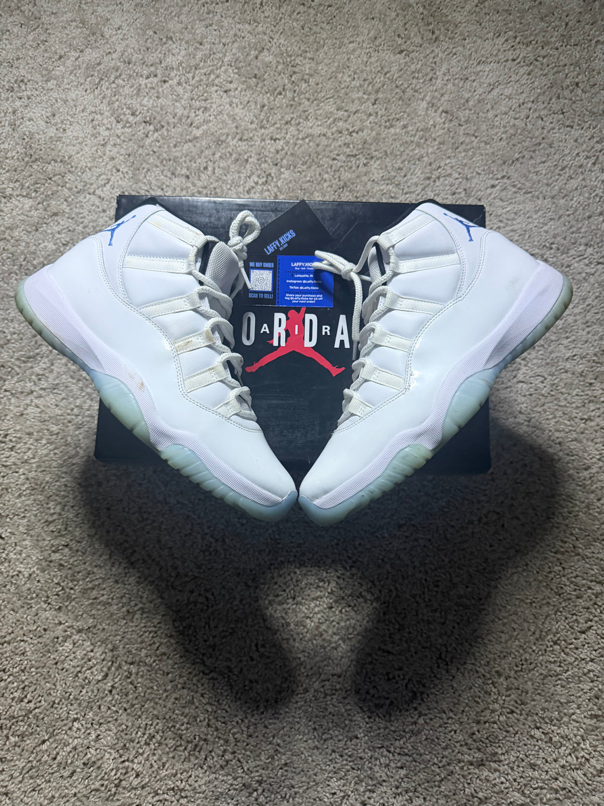 Jordan 11 Legend Blue Pre-Owned