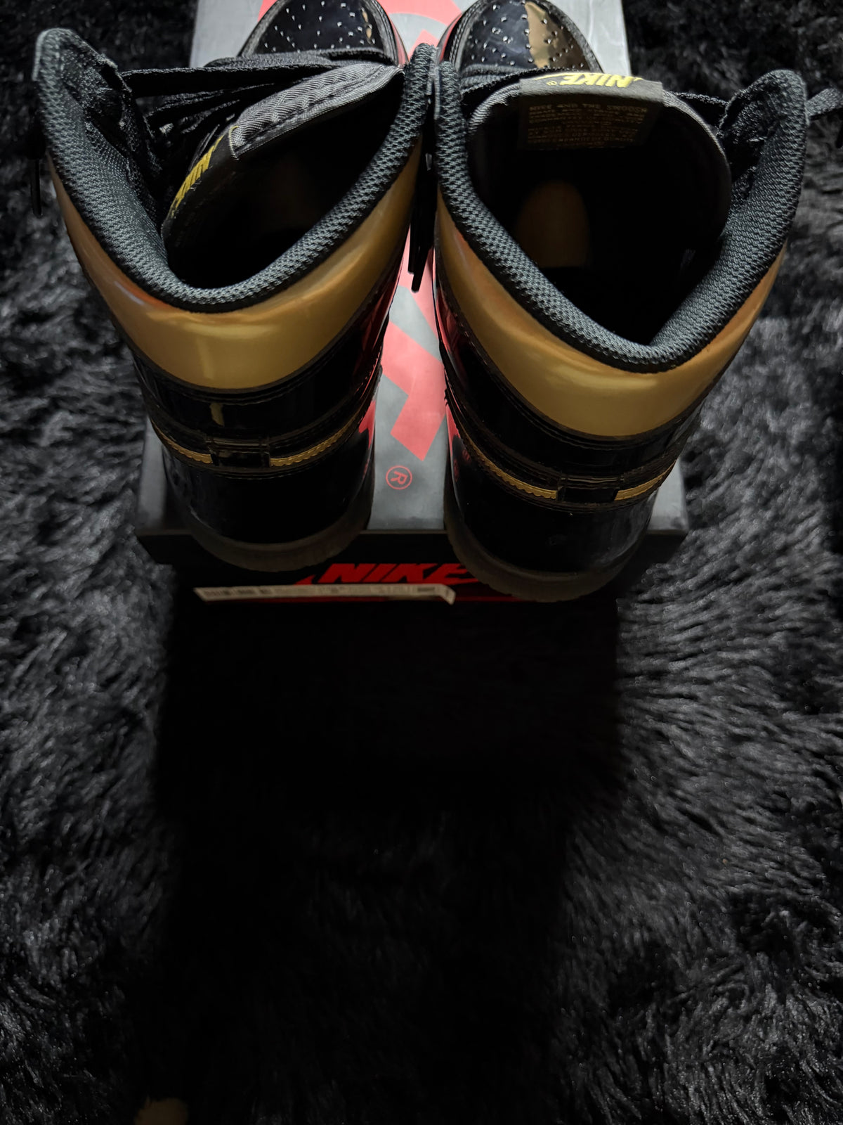 Jordan 1 “Black Mettalic Gold” Pre-Owned