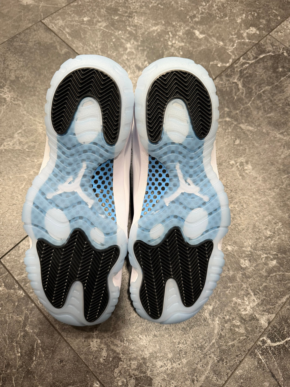 Jordan 11 Legend Blue Brand New