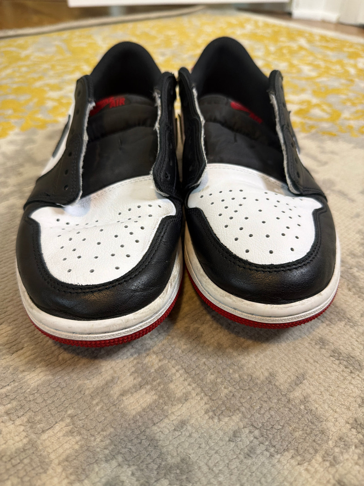 Jordan 1 Low Chicago Pre-Owned