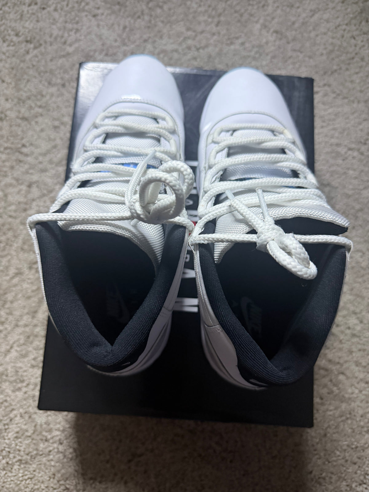 Jordan 11 Legend Blue Pre-Owned