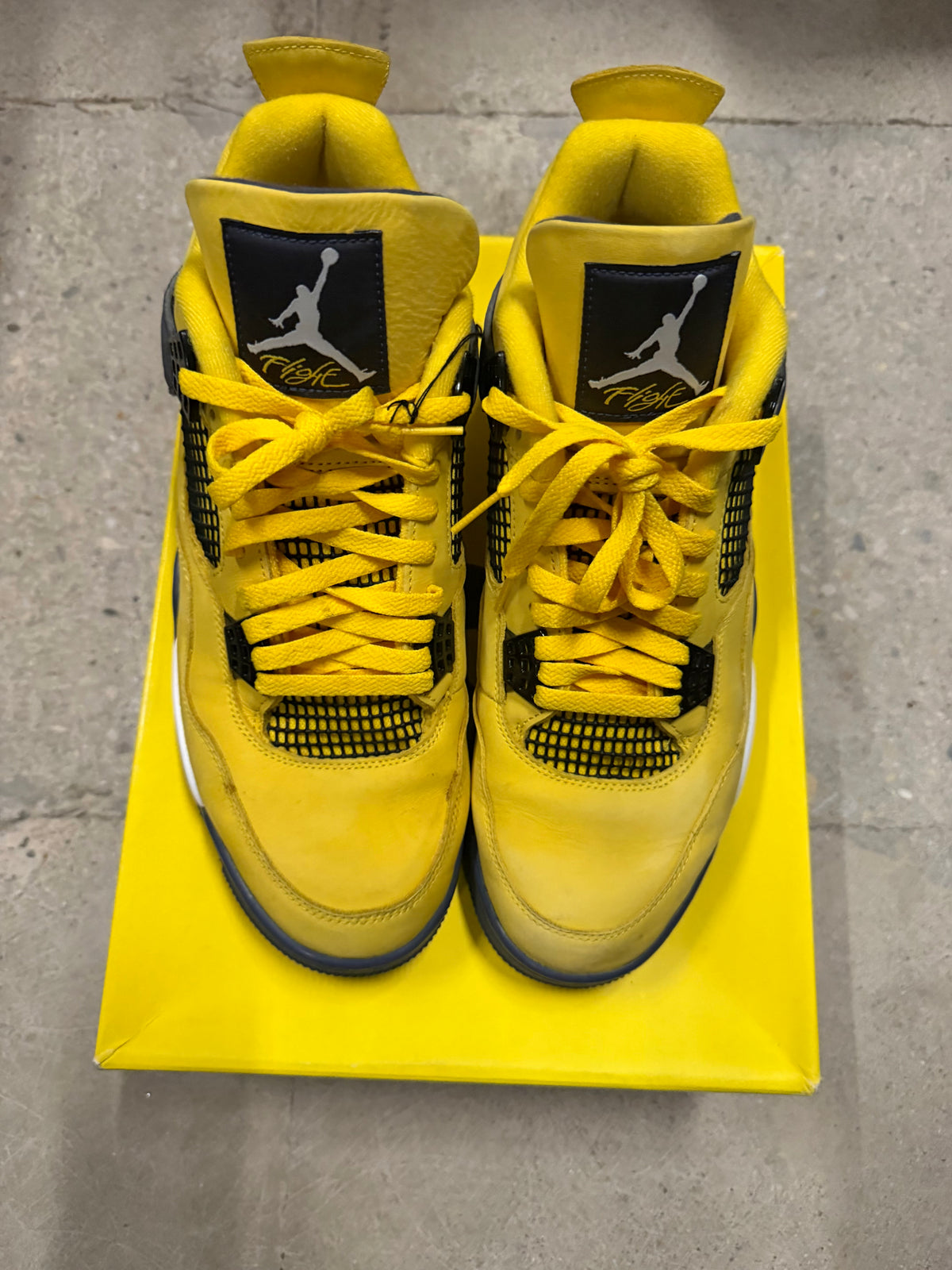 Jordan 4 Lightning Pre-Owned