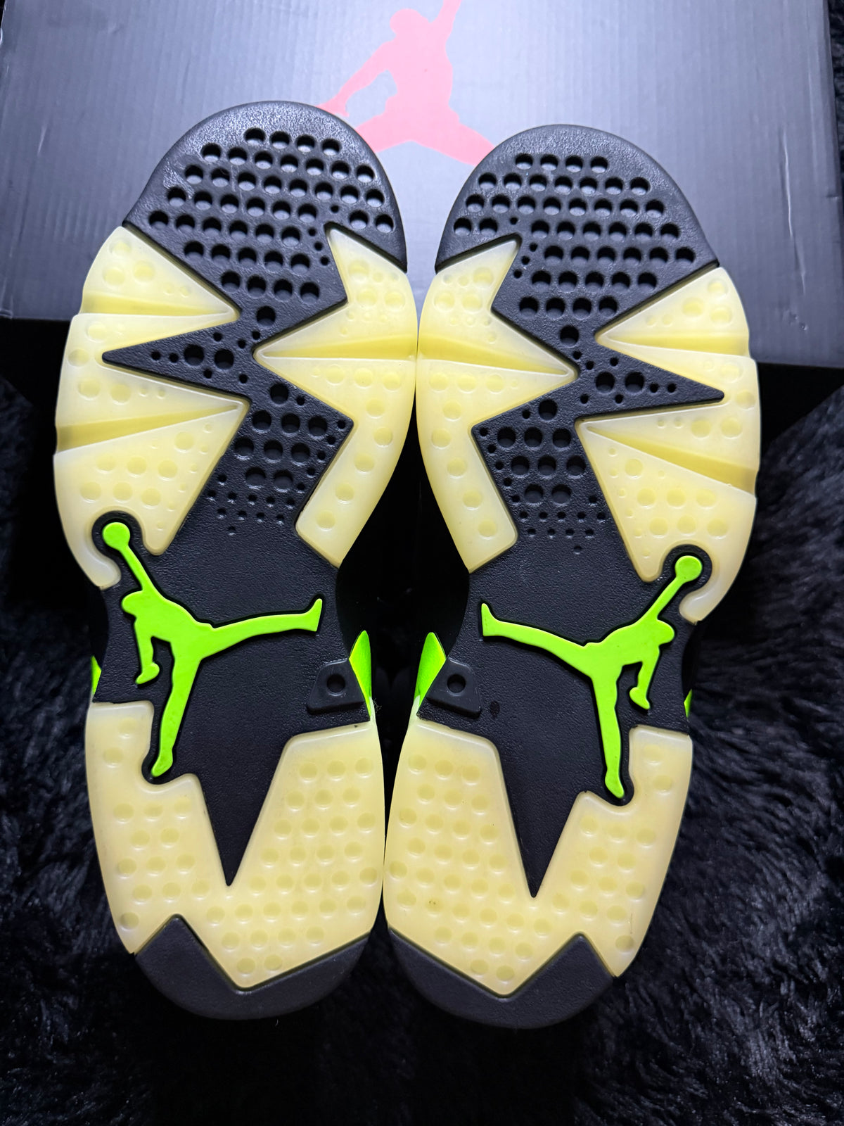 Jordan 6 “Electric Green” Brand New