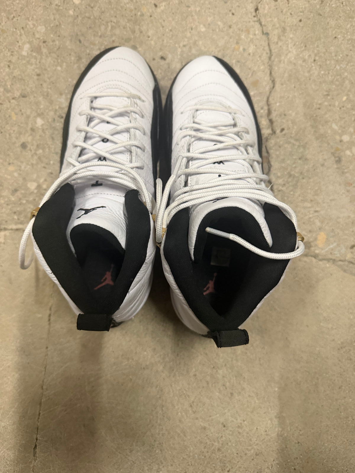 Jordan 12 Taxi Pre-Owned