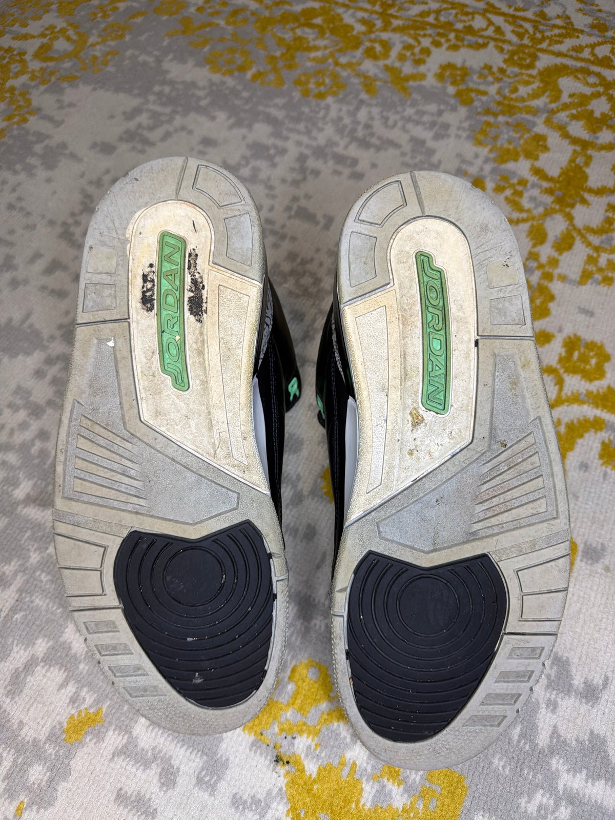 Jordan 3 Mint