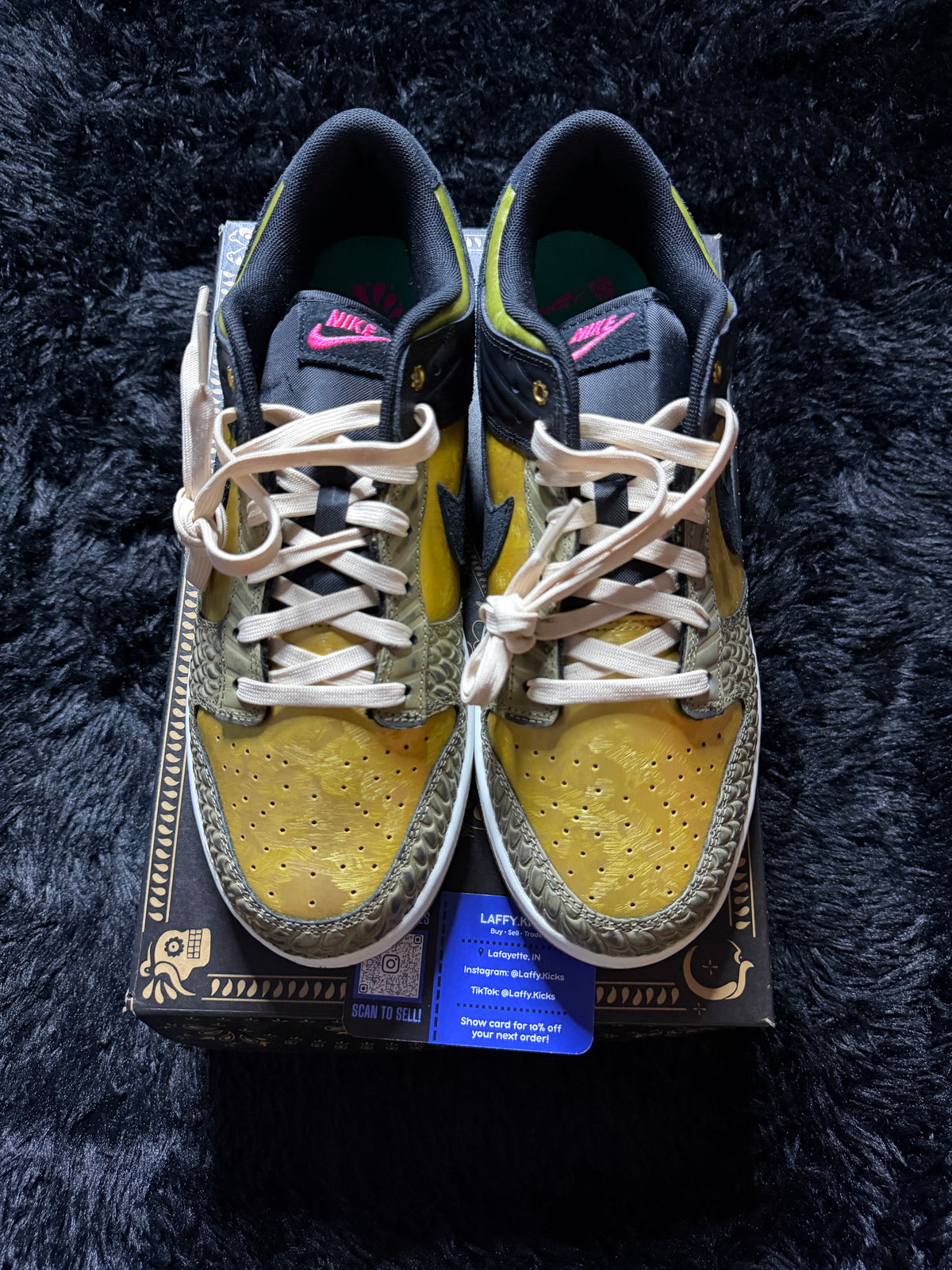 Nike dunk low dis de muertos brand new