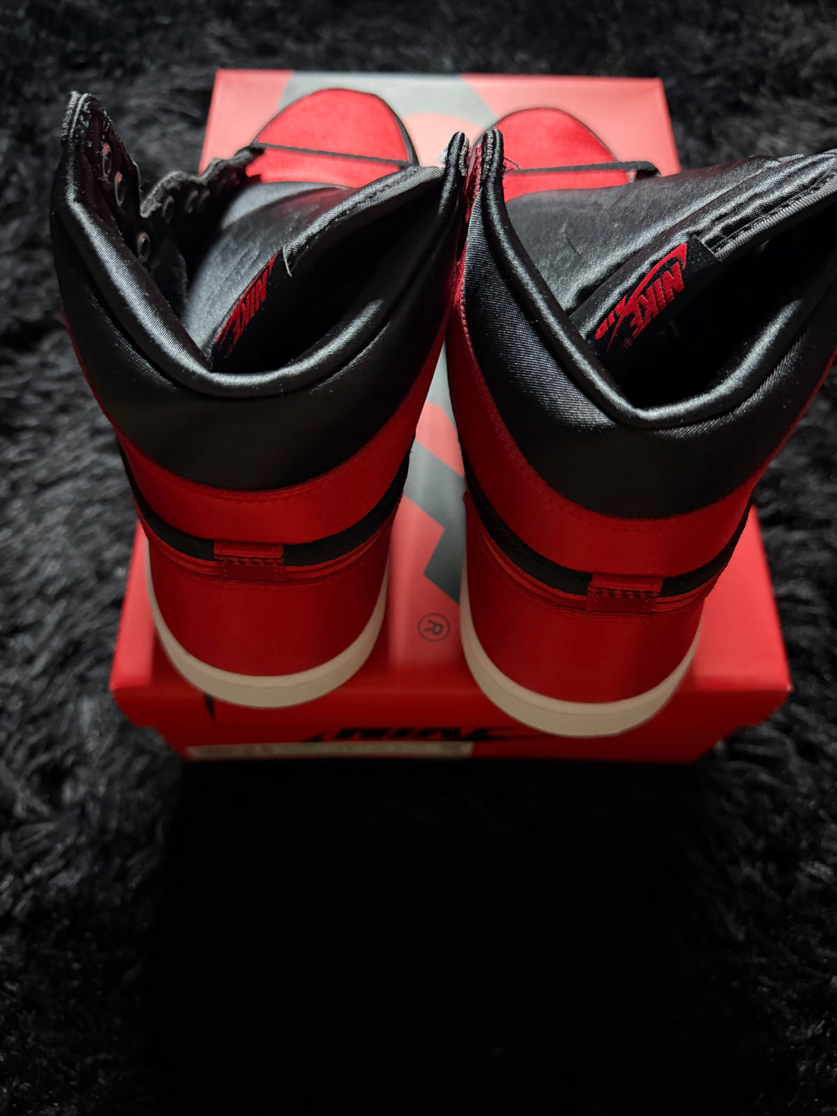 Jordan 1 High “Satin Bred” Brand new